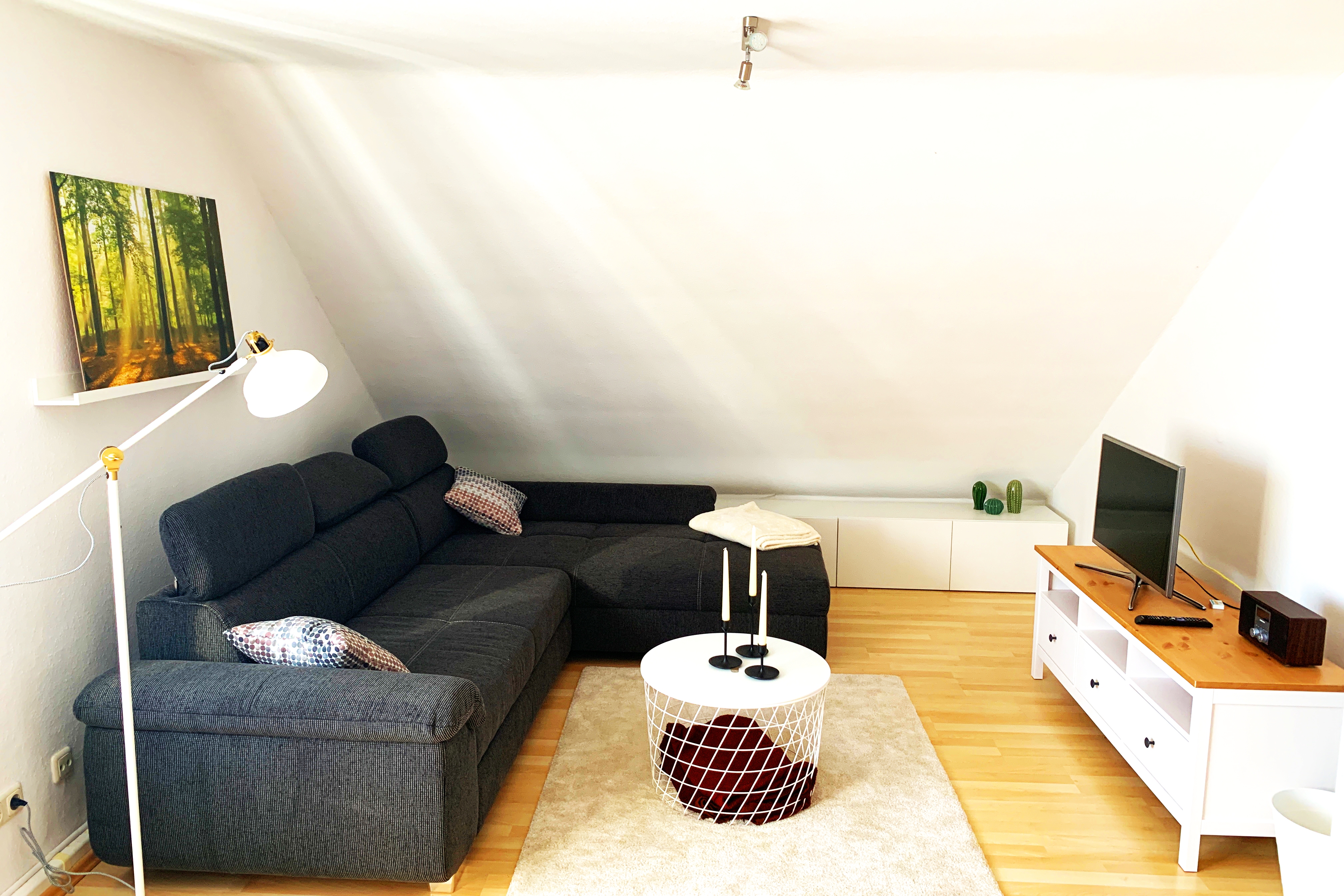 The Quiet Lake Apartment 4YOU | University