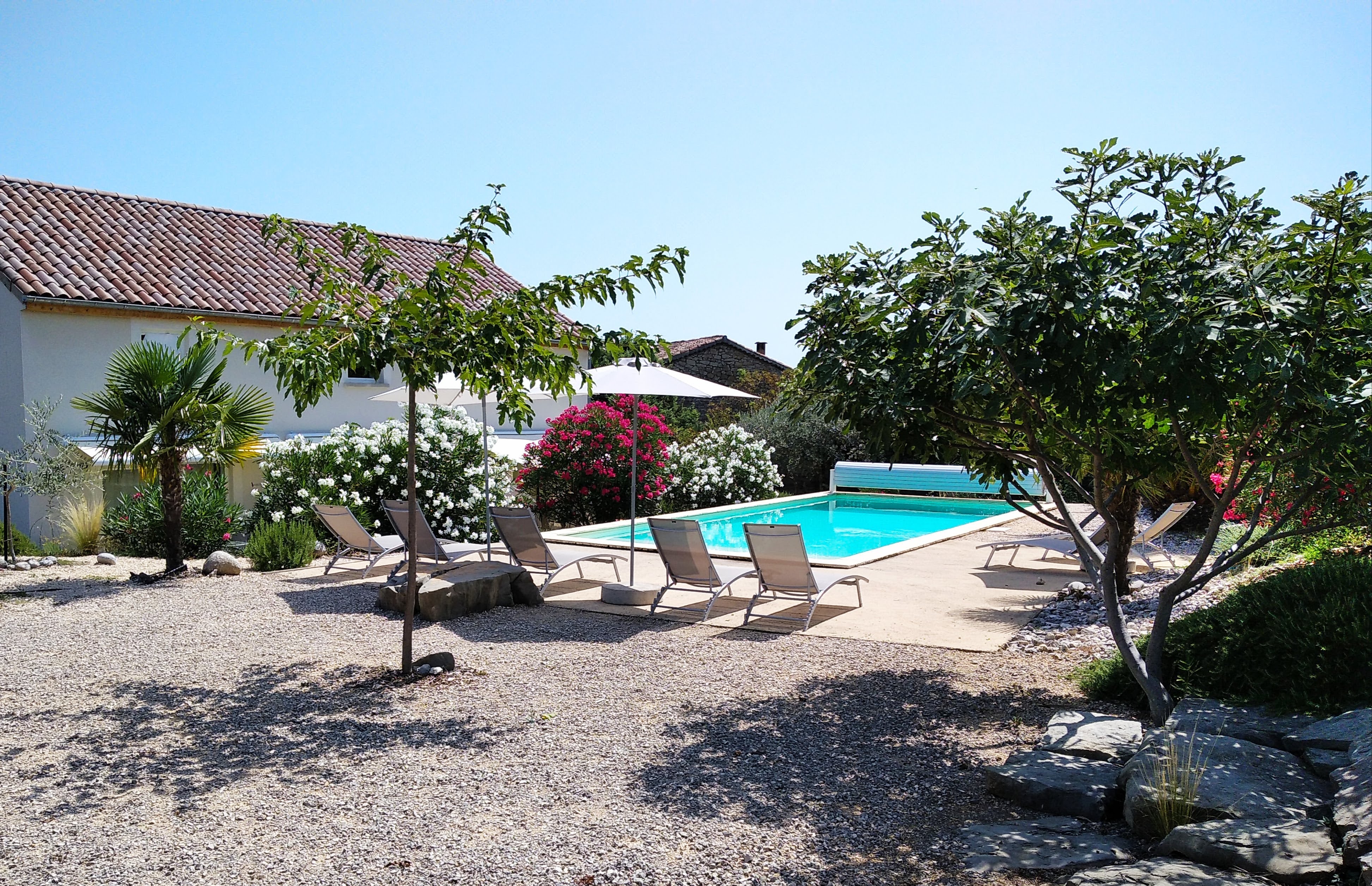 Les Givans -  3 Gites of 60m² with swimming pool