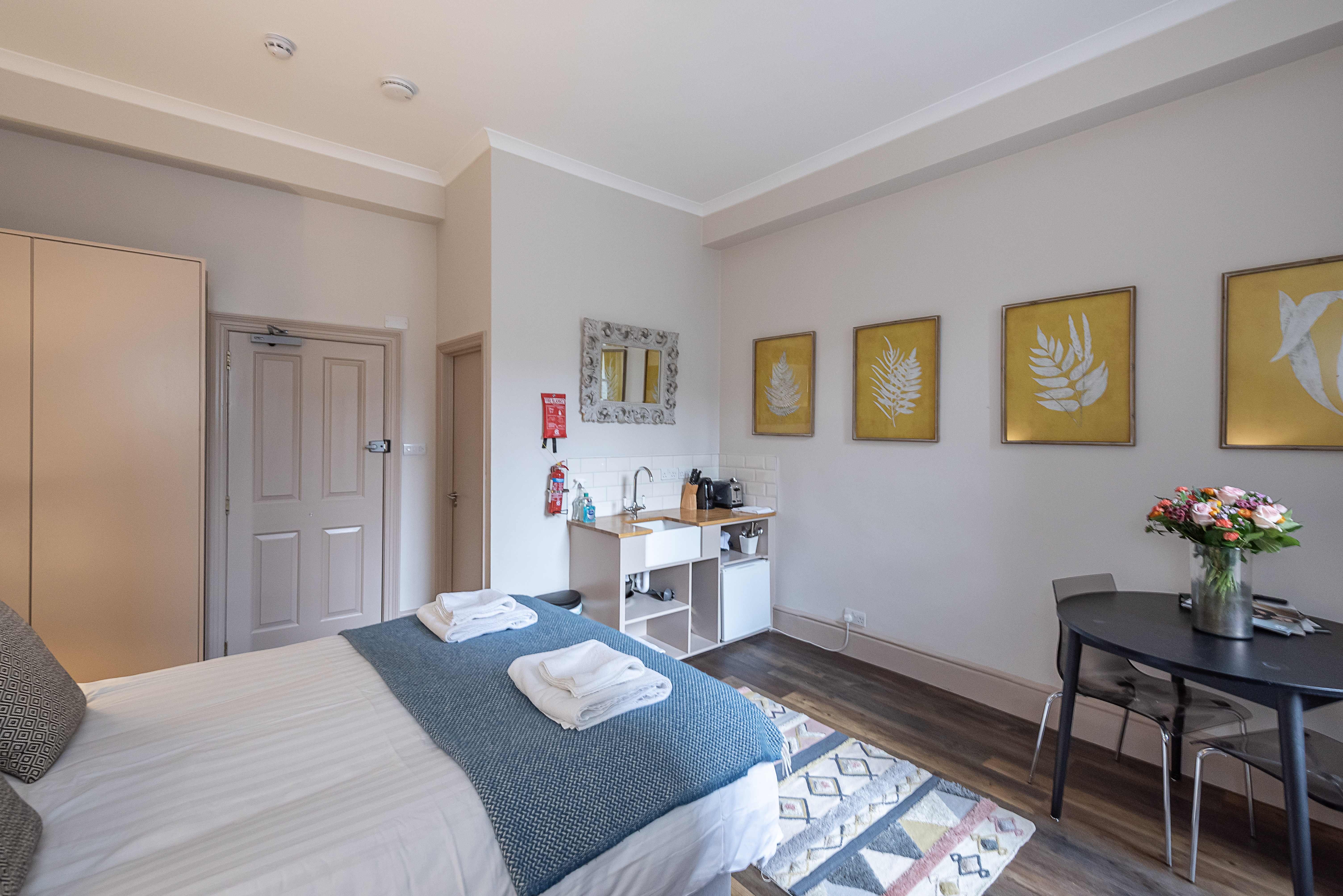Noteworthy Kensington Studio