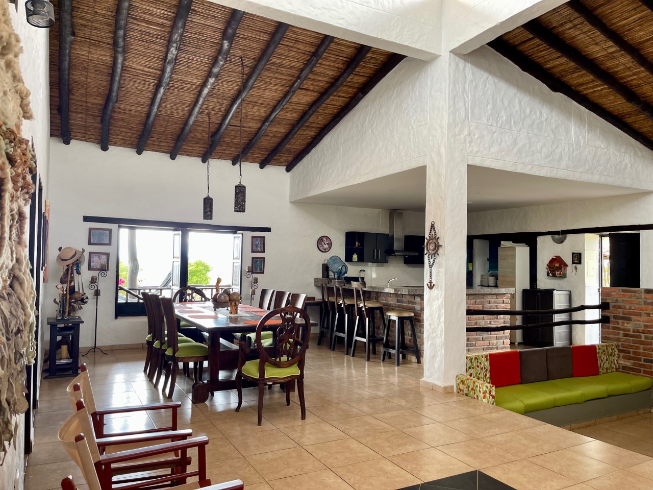 Very comfortable family estate house