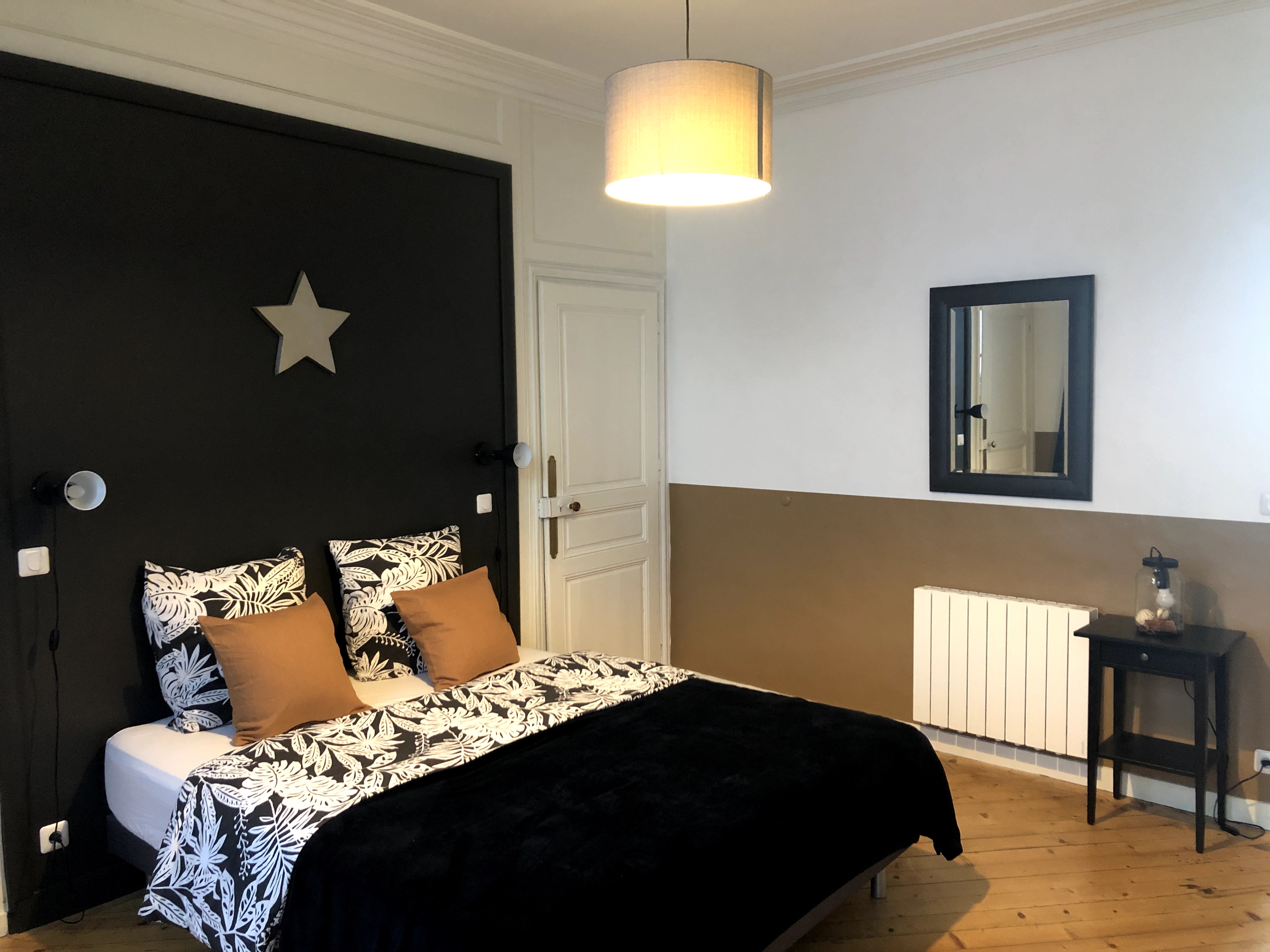 Quiet & comfort in the city center + private parking