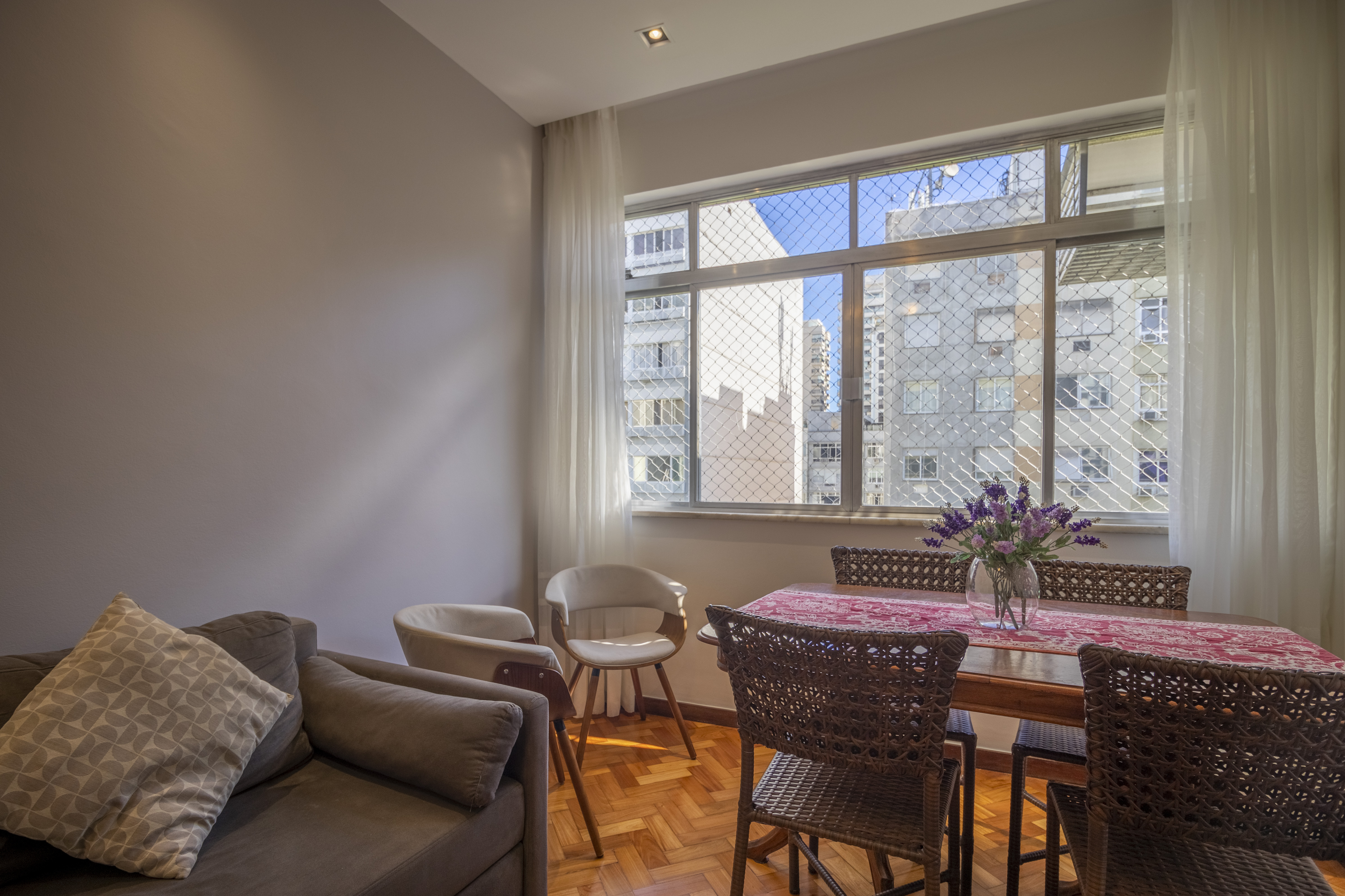 3 bdr in Ipanema. Air conditioning in living room