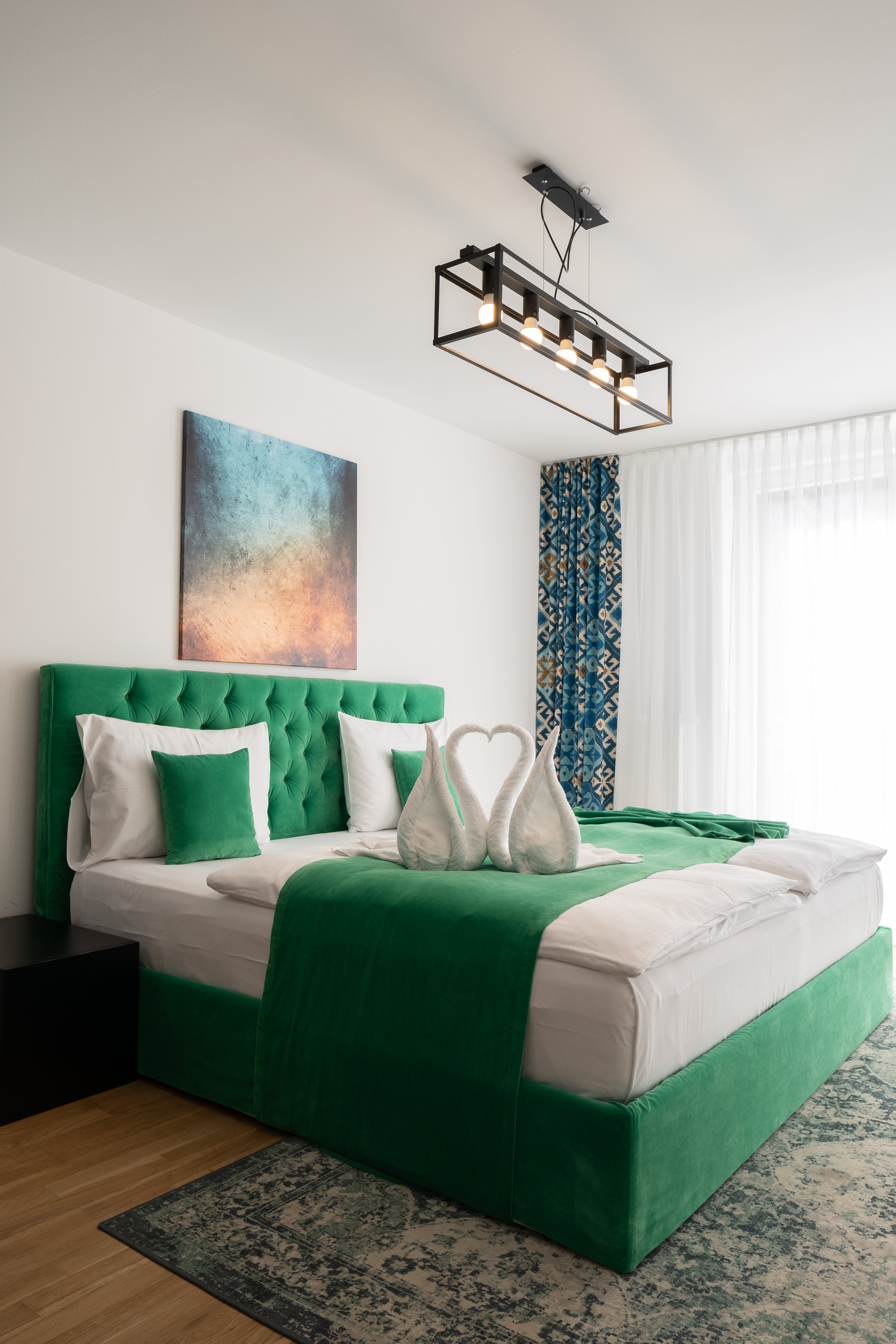 Freshly renovated modern city apartment