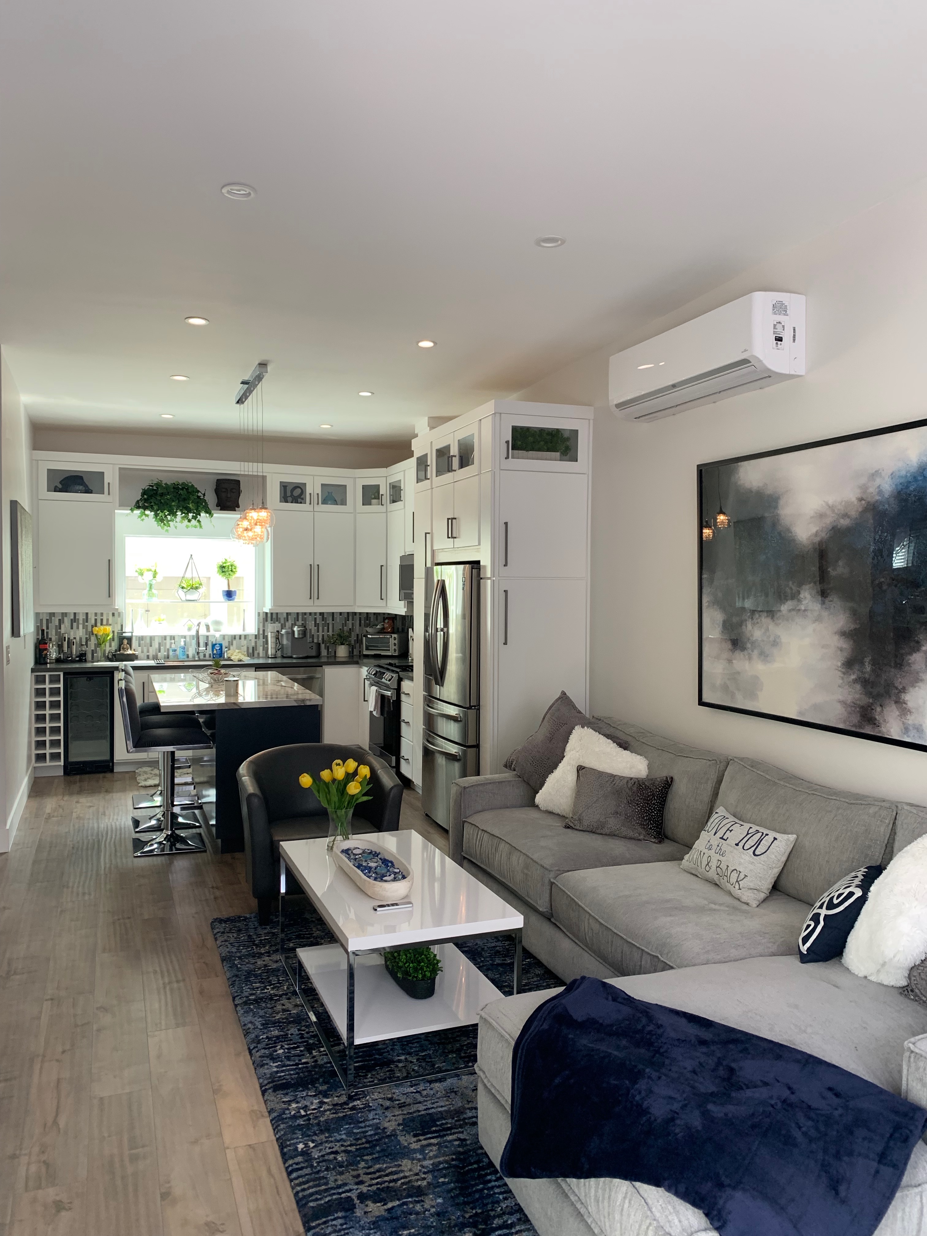 AMAZING MARINA BEACH BUNGALOW in Venice, Los Angeles