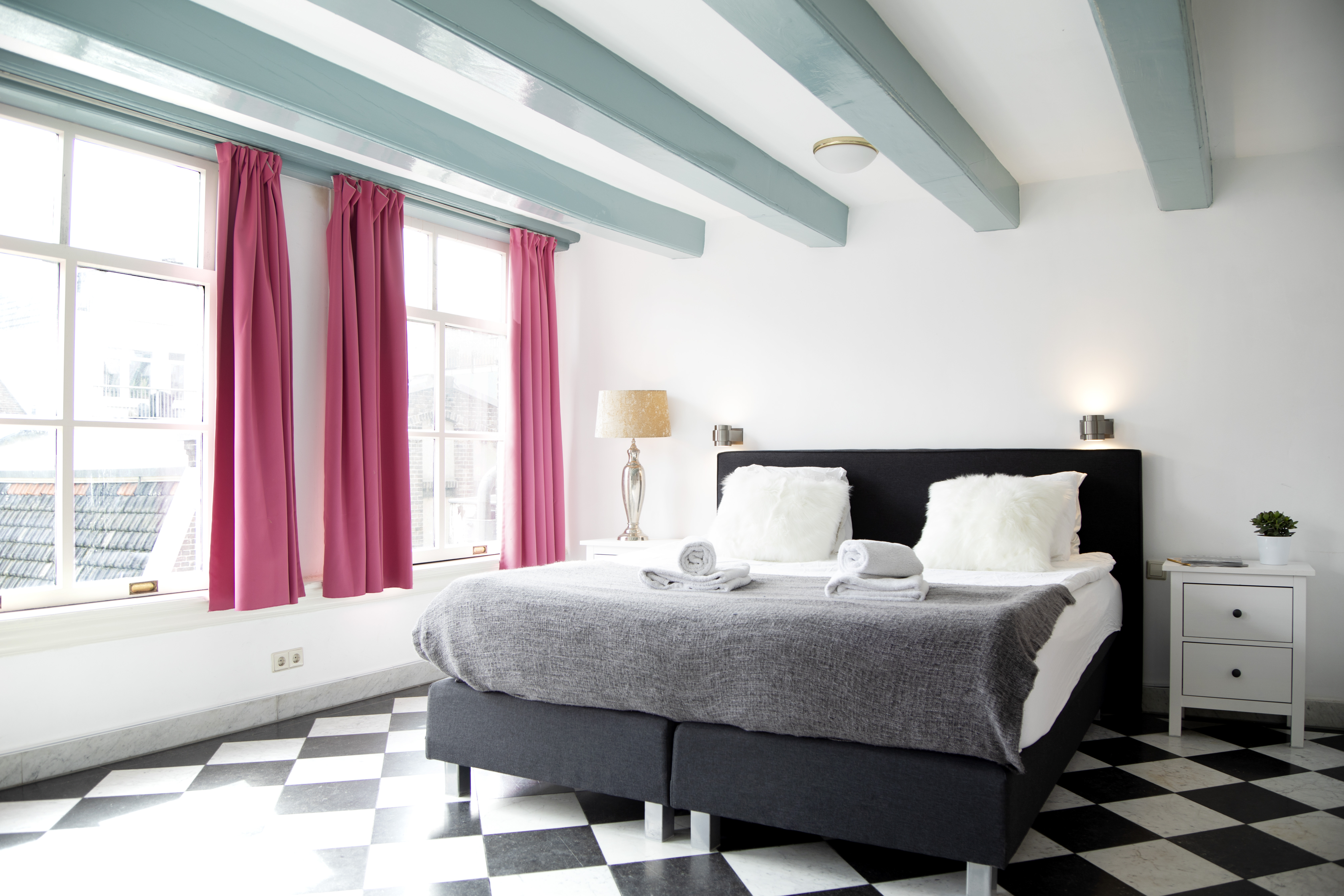 Spacious Canal House Loft | City center — Amsterdam stay