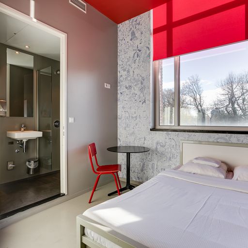 ClinkNoord - Private Double En-Suite Room โ Amsterdam stay