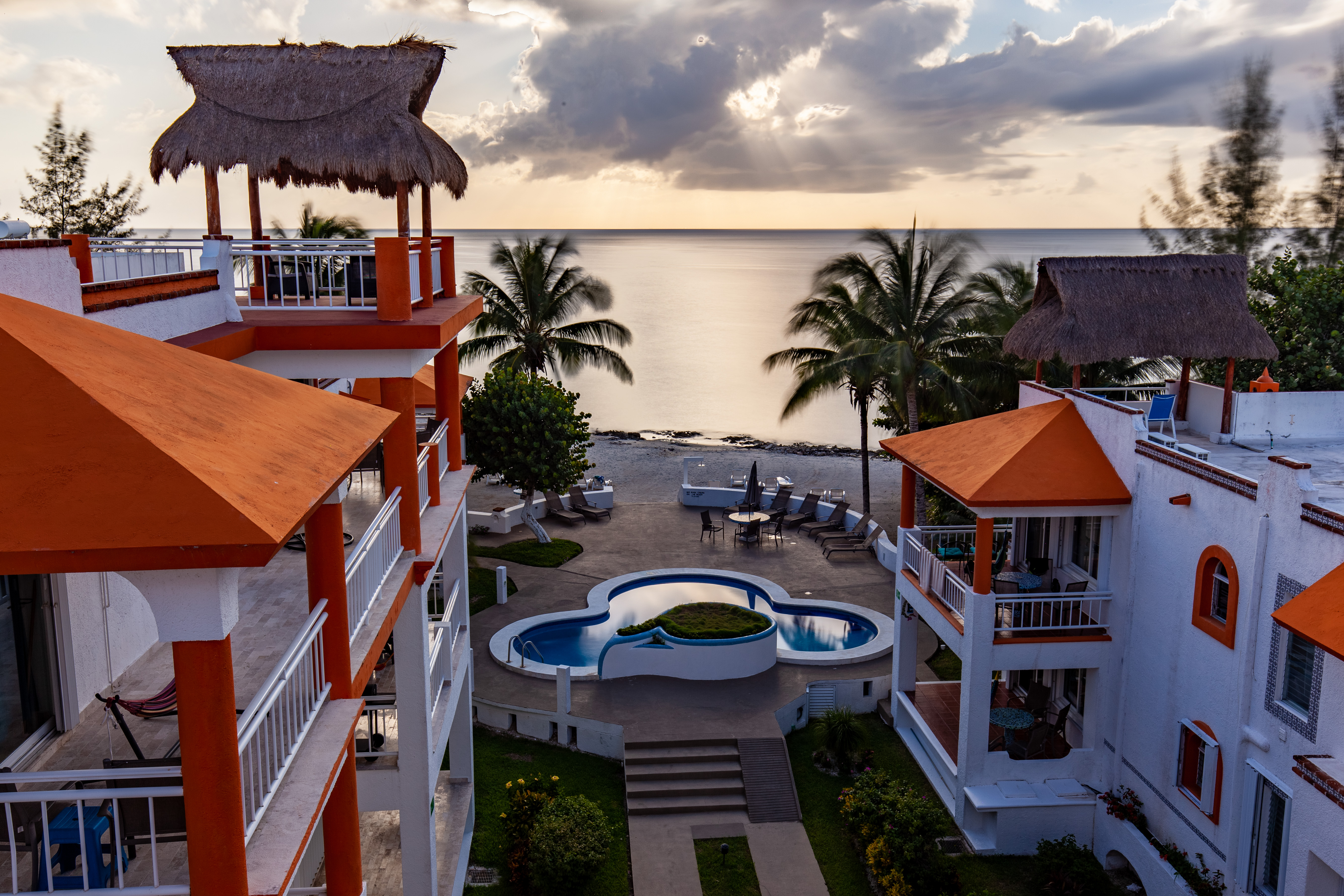 BEST CONDO IN PARADISE W/PRIVATE TERRACE 3B2B!