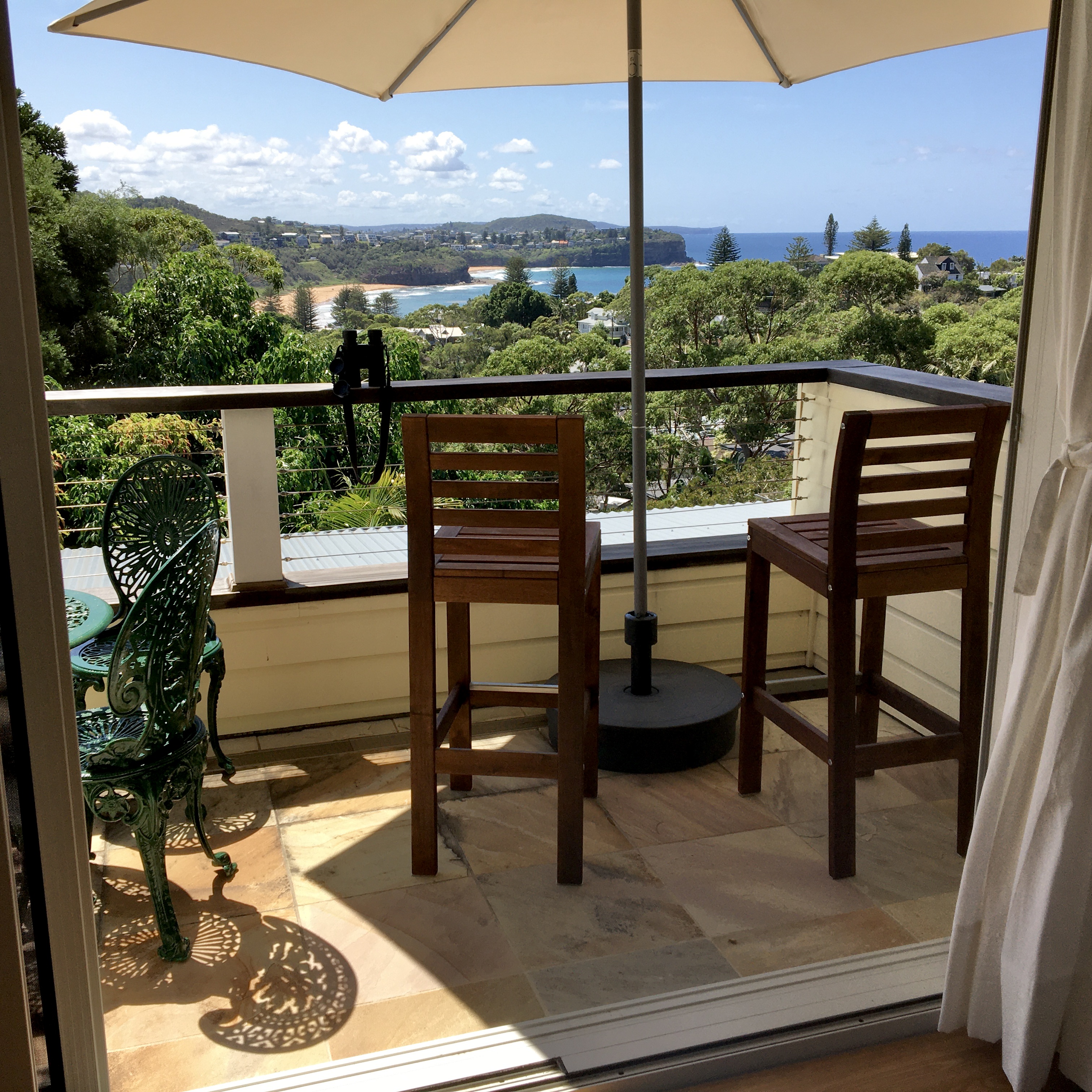 Bungan beachside getaway -secludedsliceofparadise- in Pittwater, Sydney