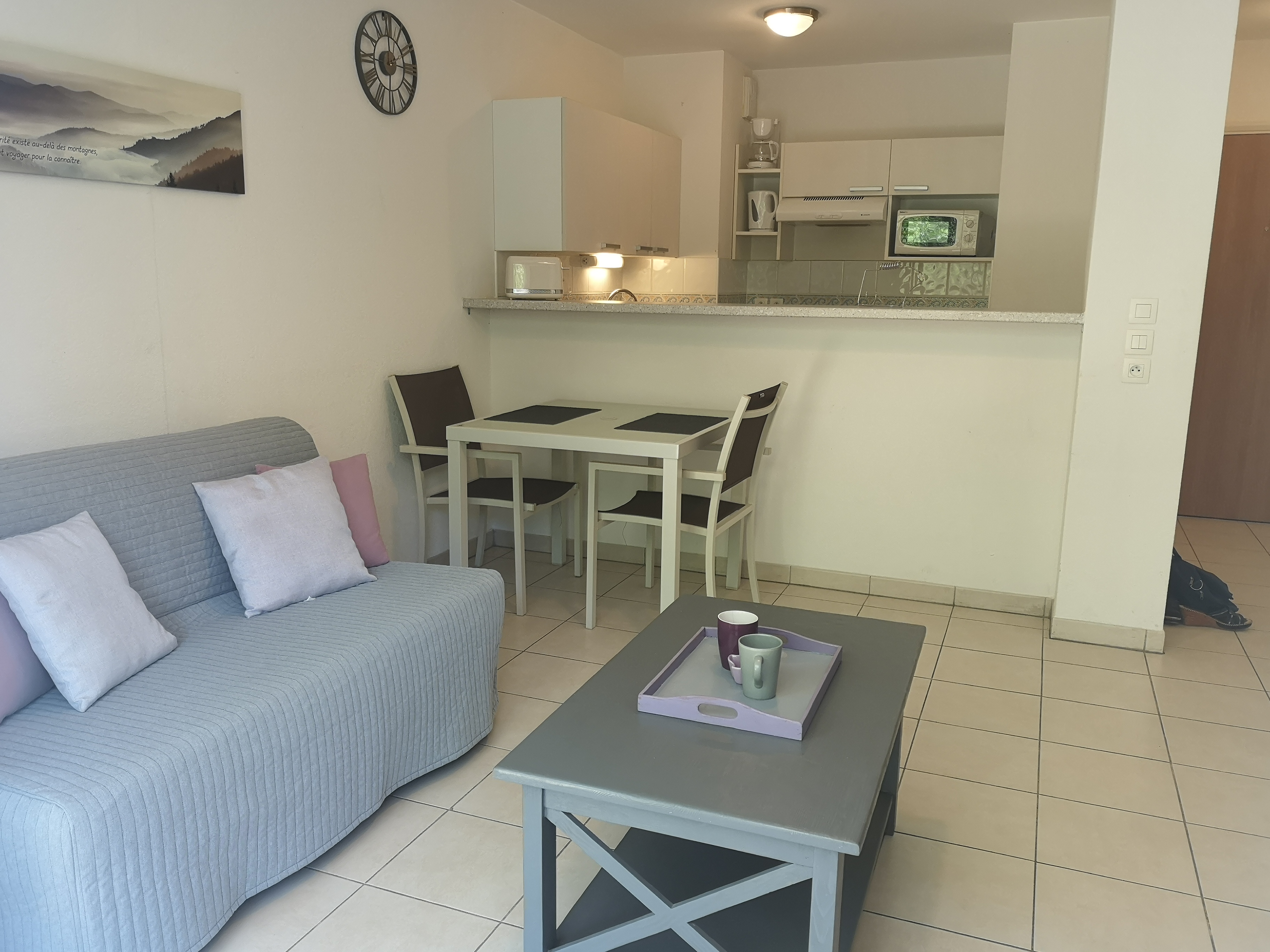 T2  43m²  secure, air-conditioned, private wifi