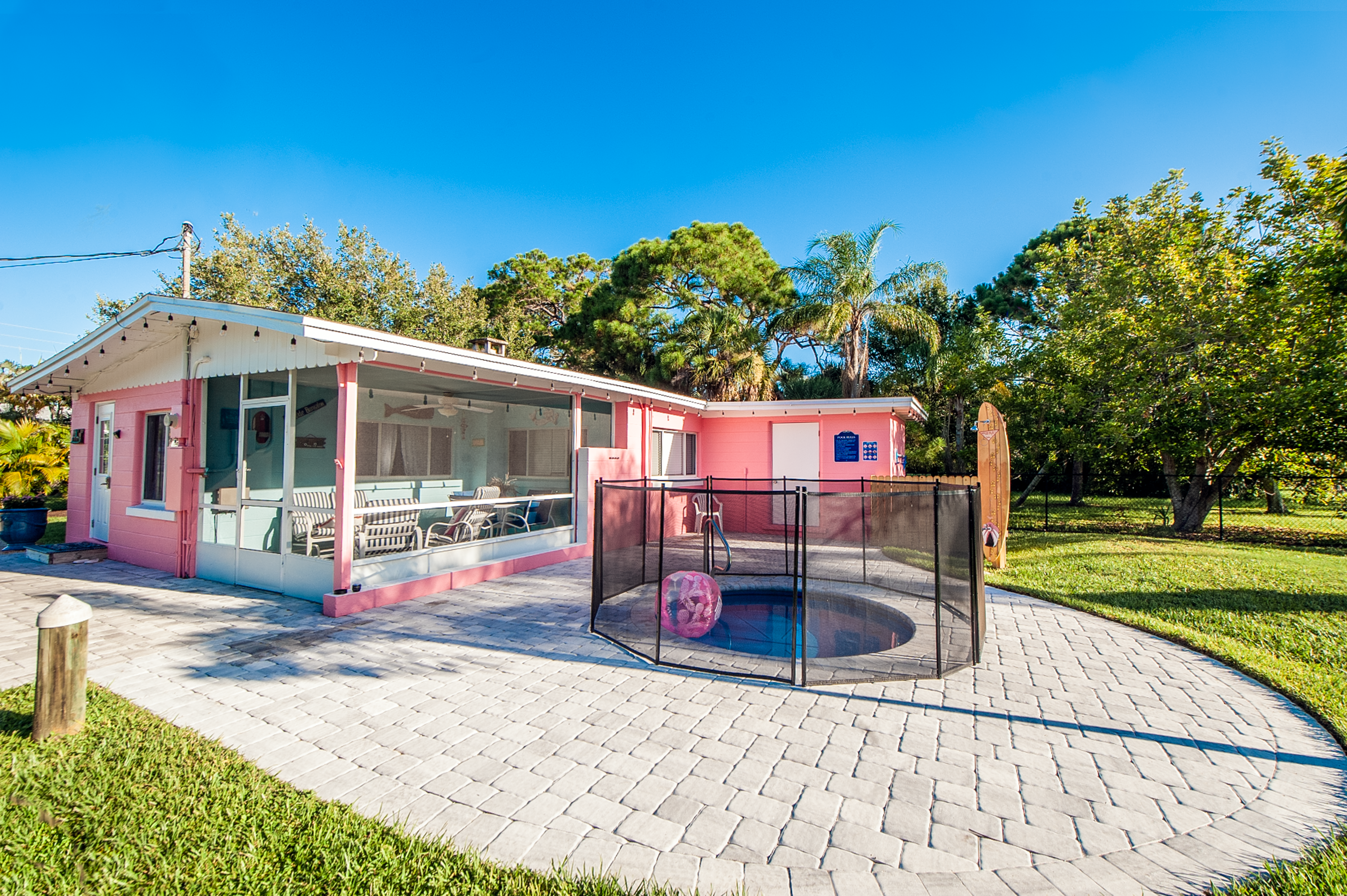 Pink Pineapple Cottage