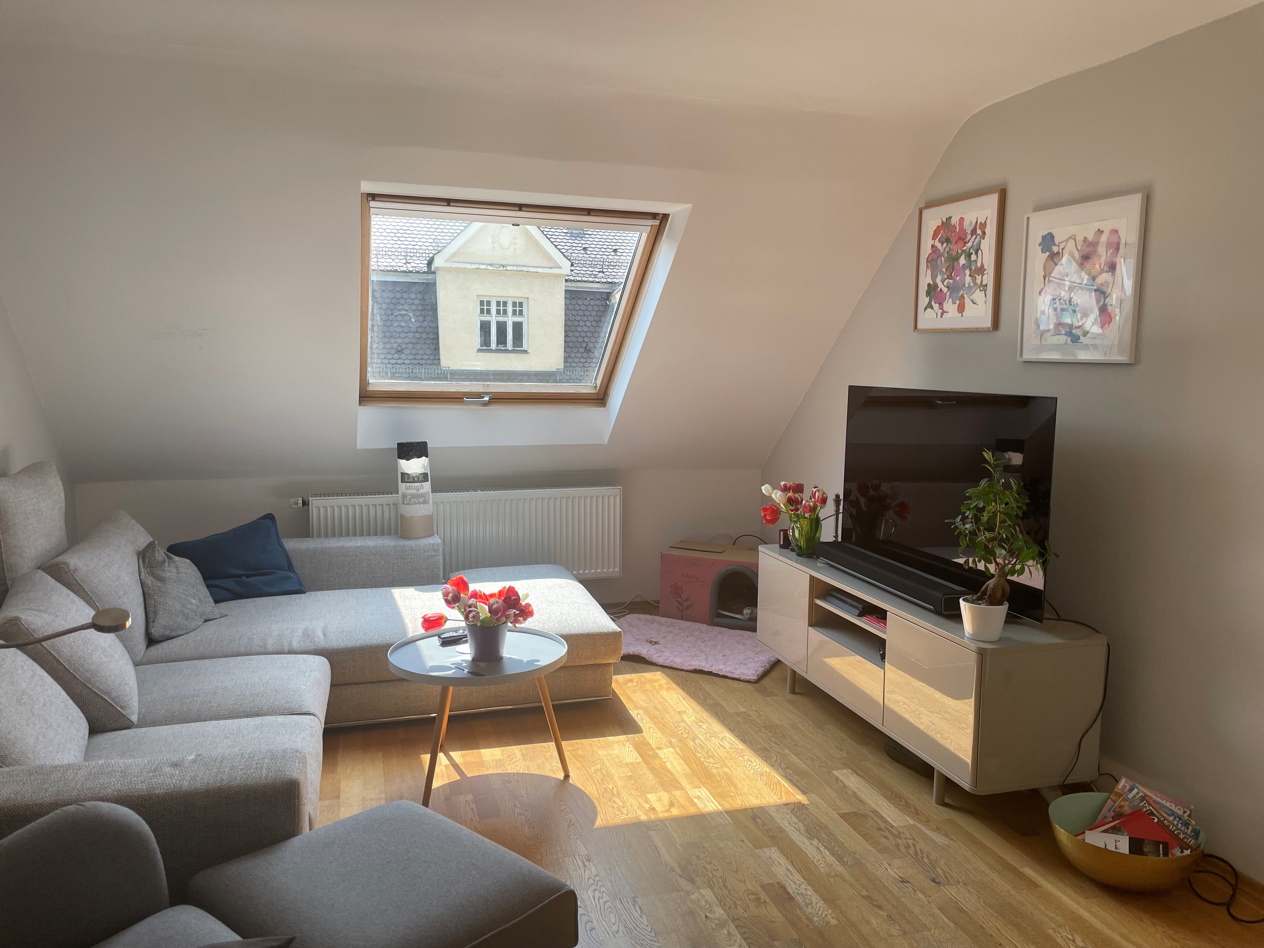 Gemütliche 4-Zimmer Wohnung im Herzen Schwabings in Schwabing-West, Munich
