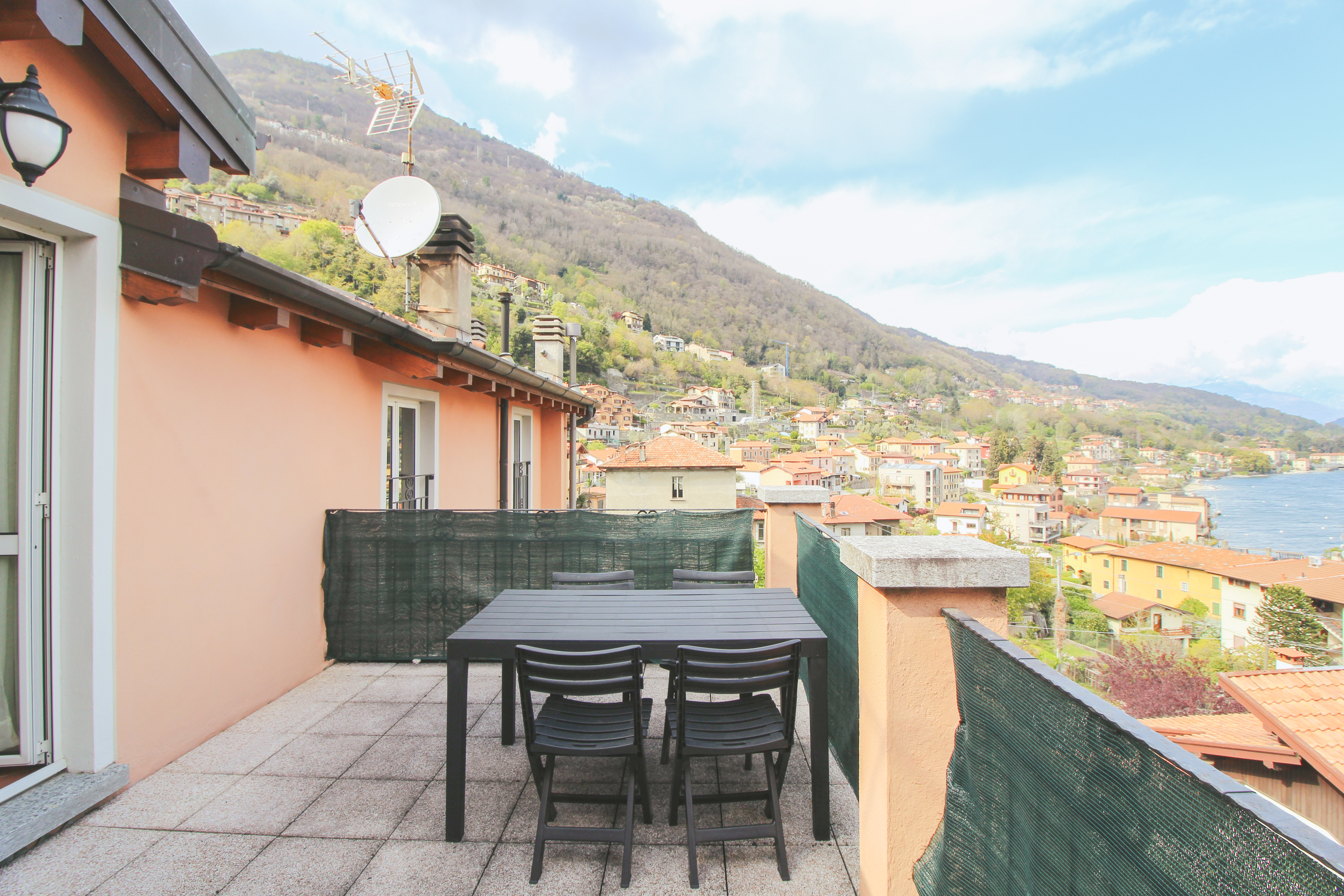 Sunshine apartment - patio in Acquaseria
