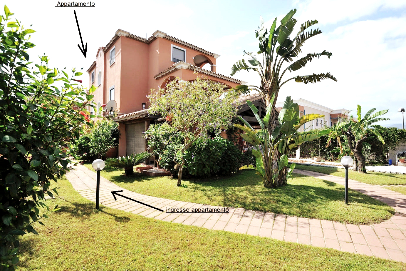 Lovely apartment  (800 meters from the sea)