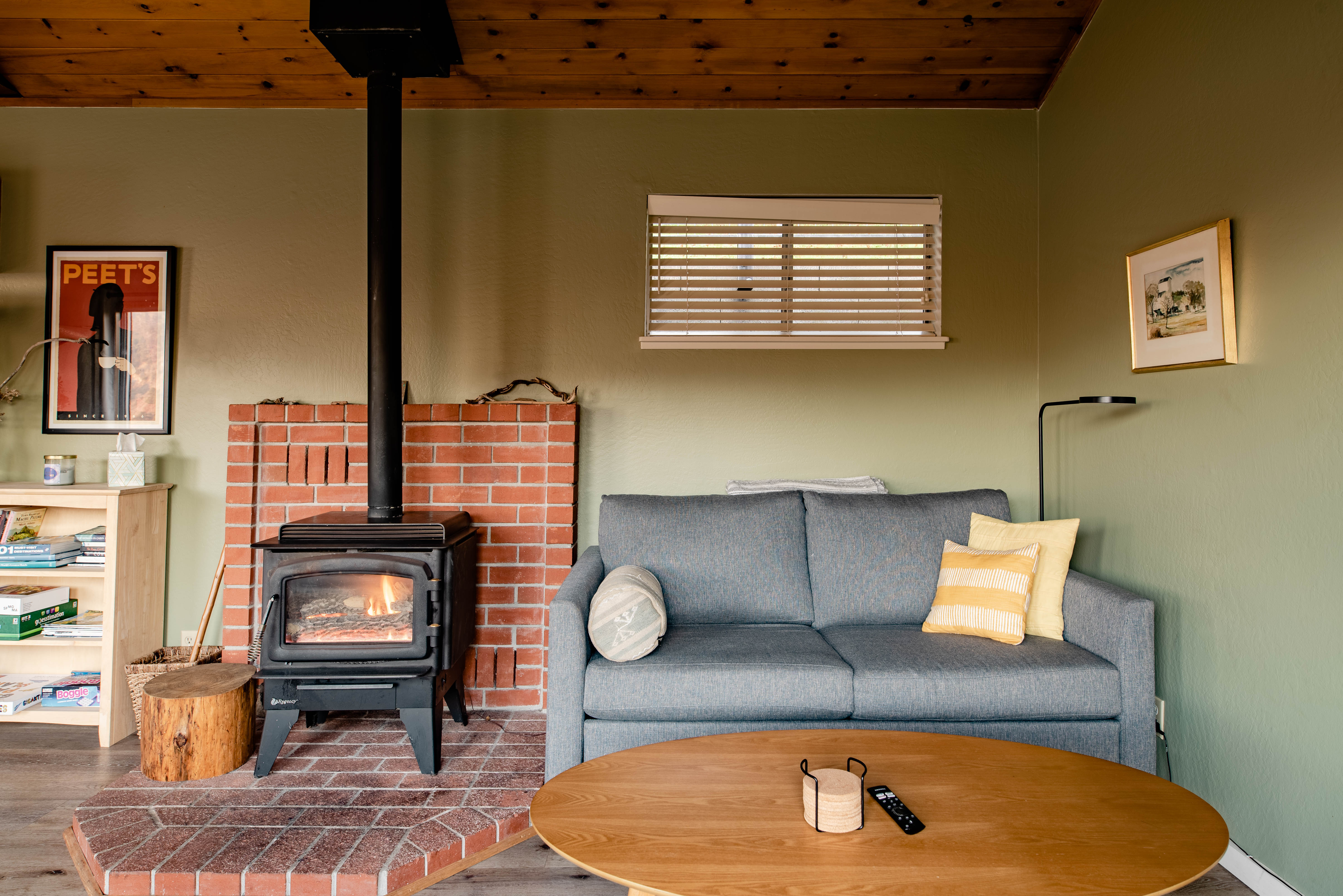 Navarro Guest House- hot tub | beach | pets ok