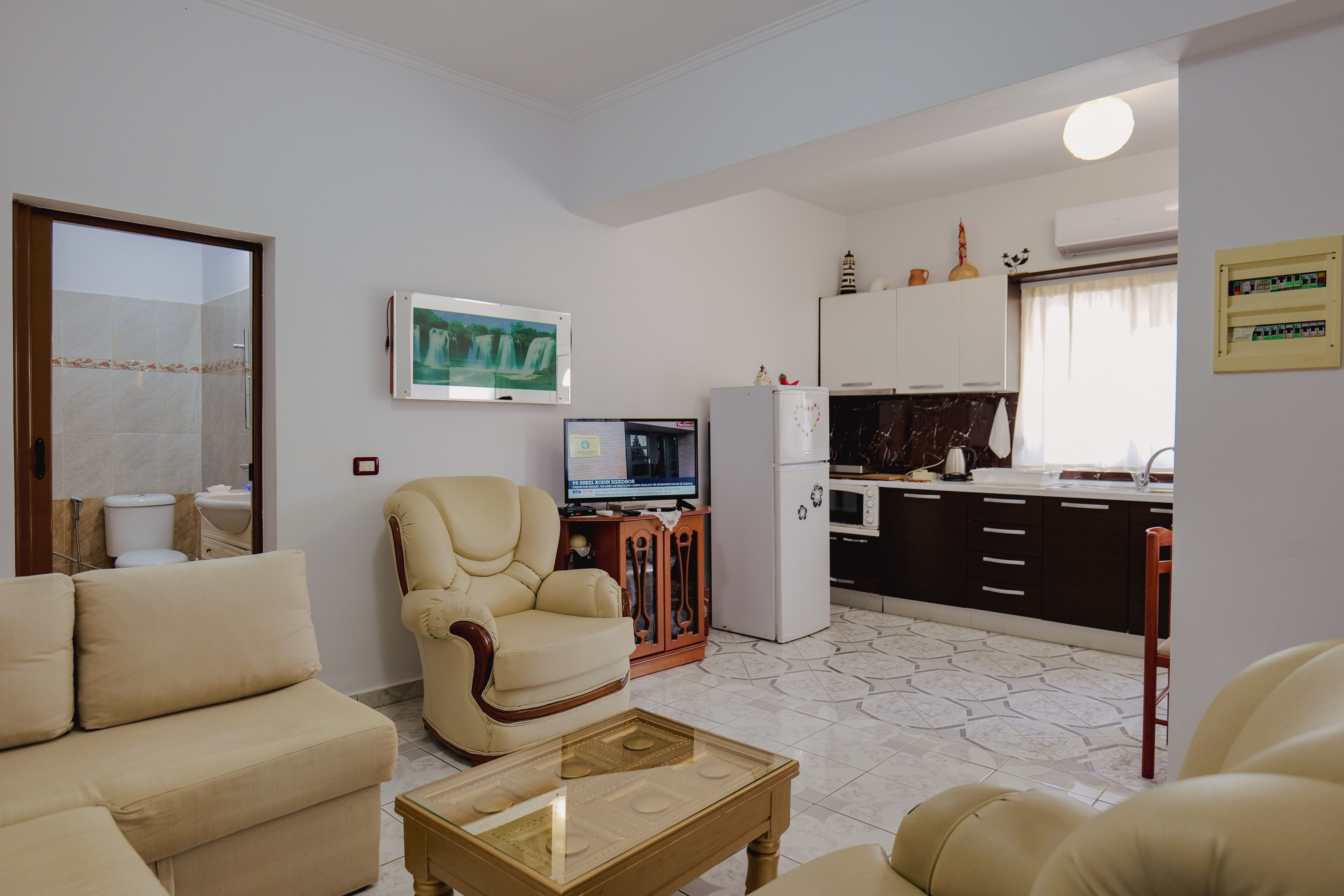 Gentian Oruci Apartments- One bedroom Apartment
