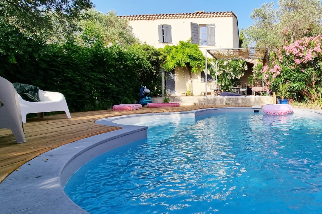 Holiday FARMHOUSE with private pool