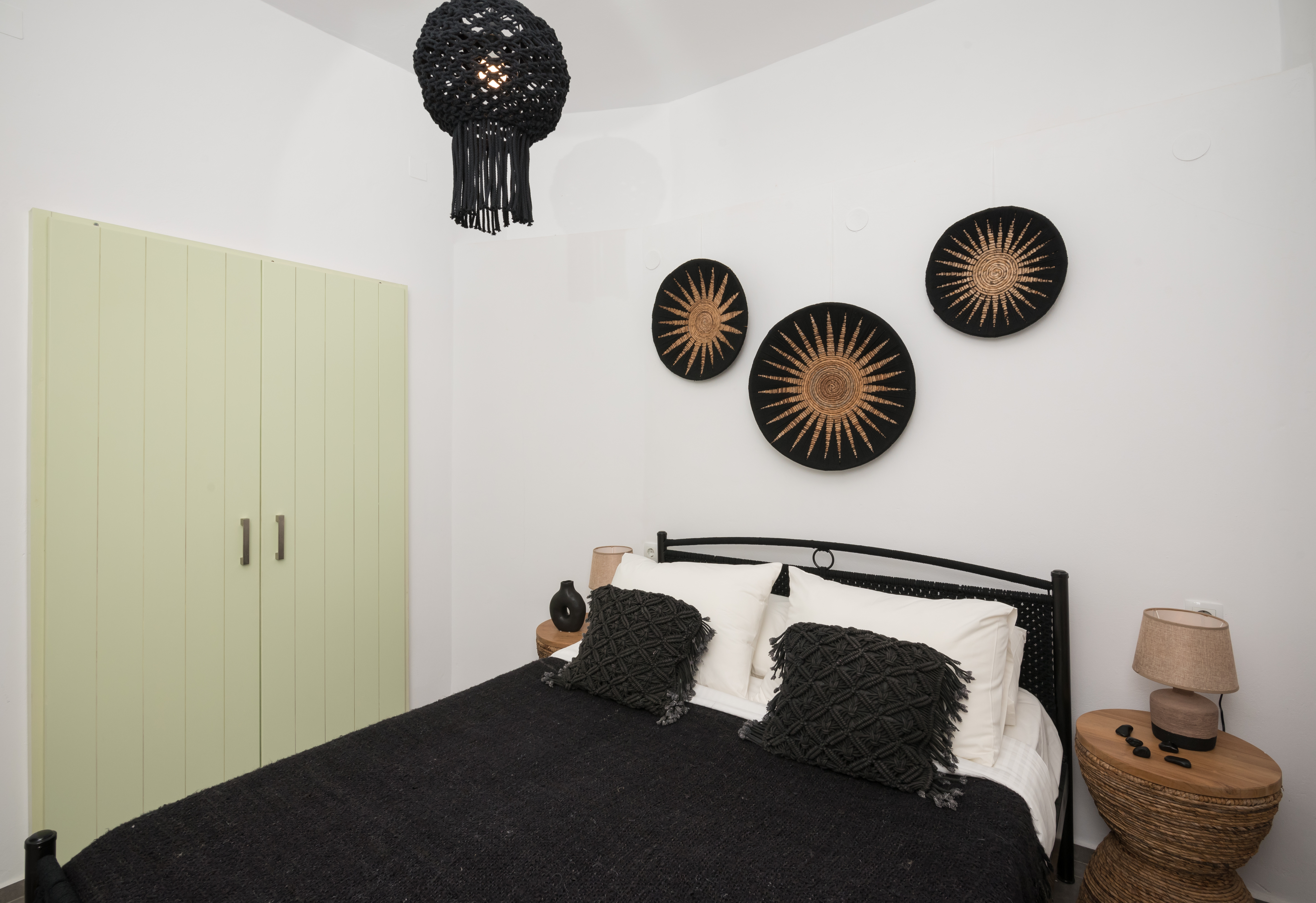 Adamas Boutique Apt | 100m to the beach| Kalliopi