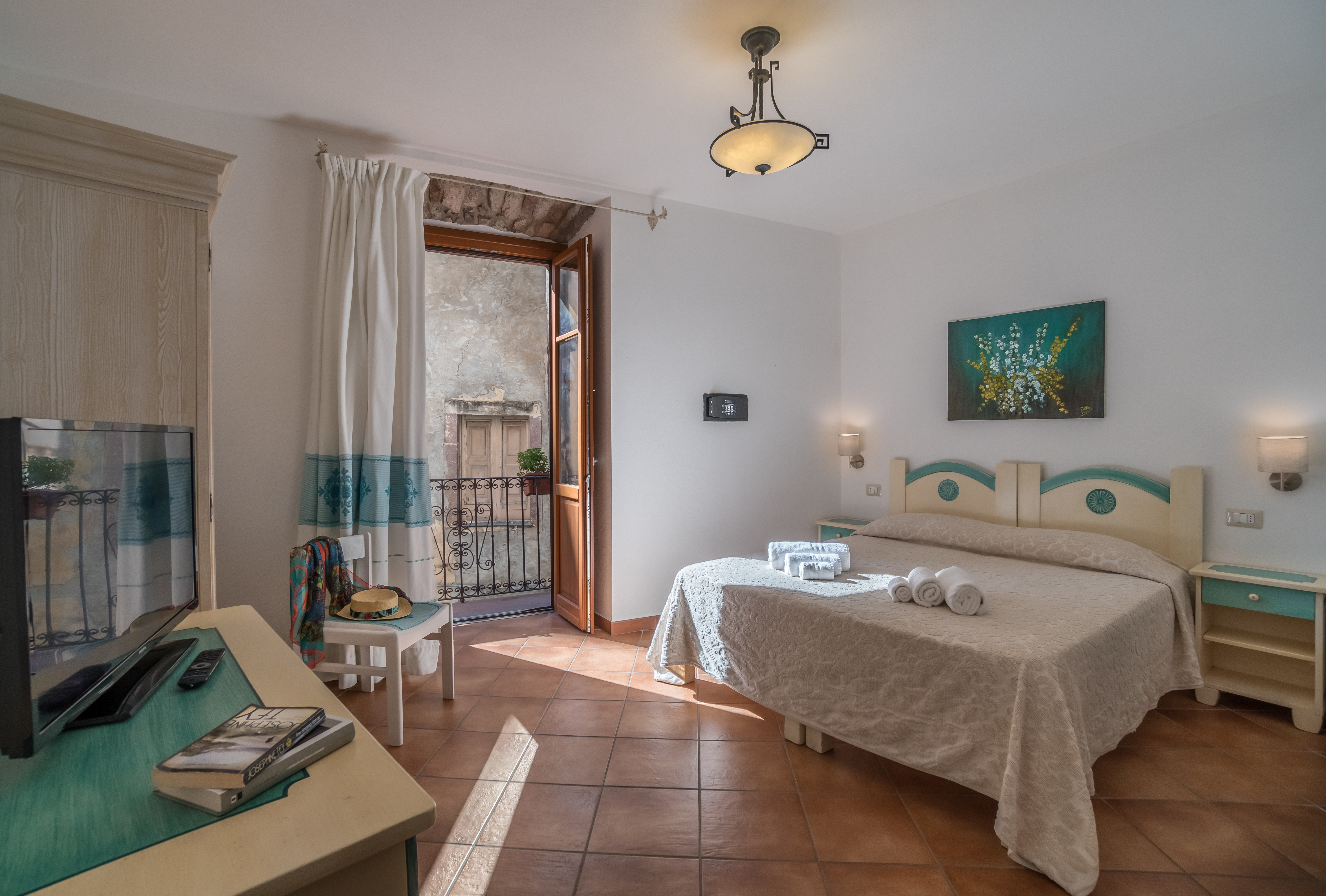 Bosa Queen House Double Room with Balcony