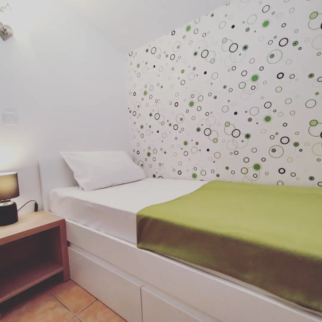 Single Room with Bathroom and Balcony