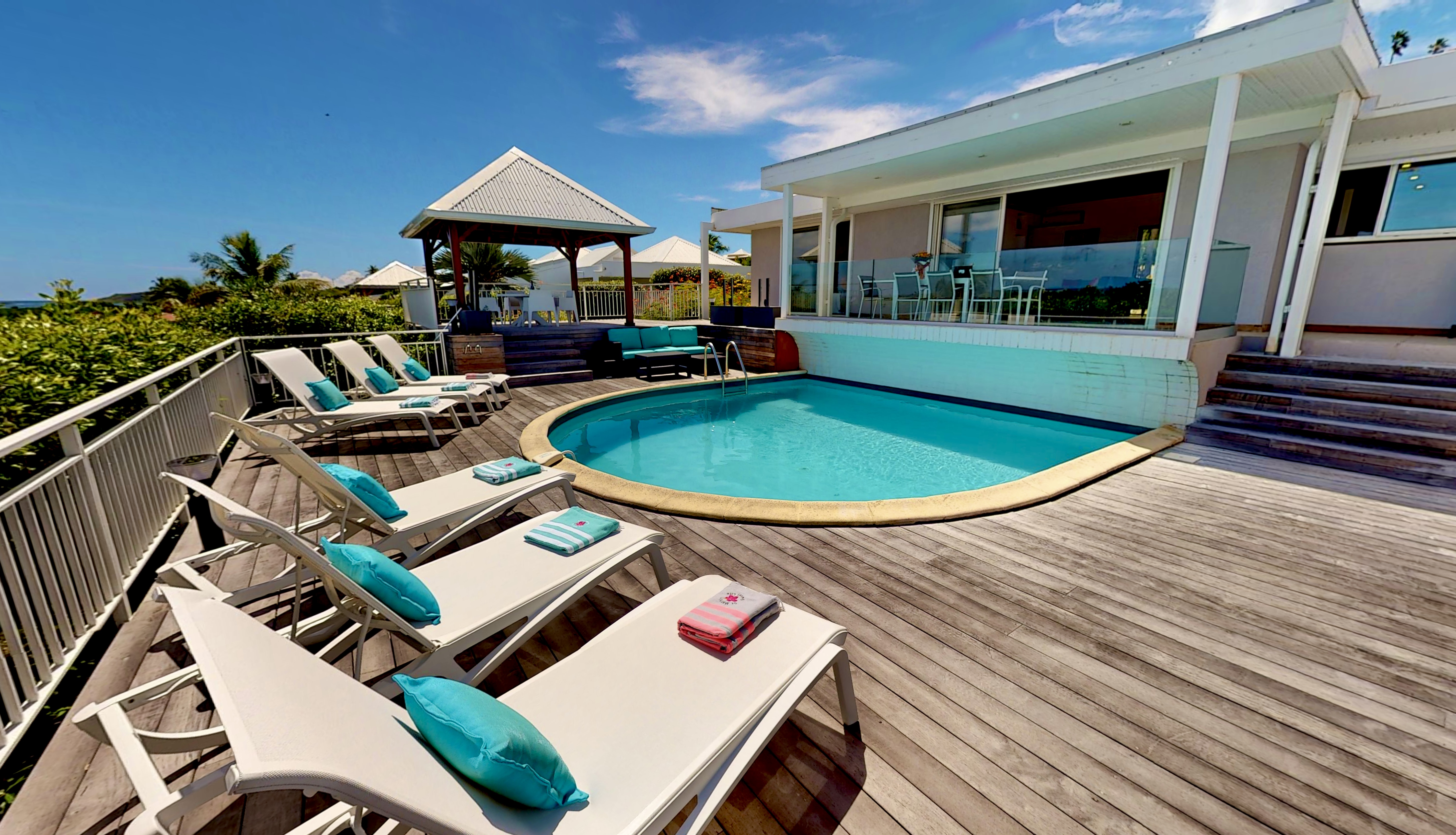 Villa Galapagos, 3 Bedrooms, Orient Bay Beach