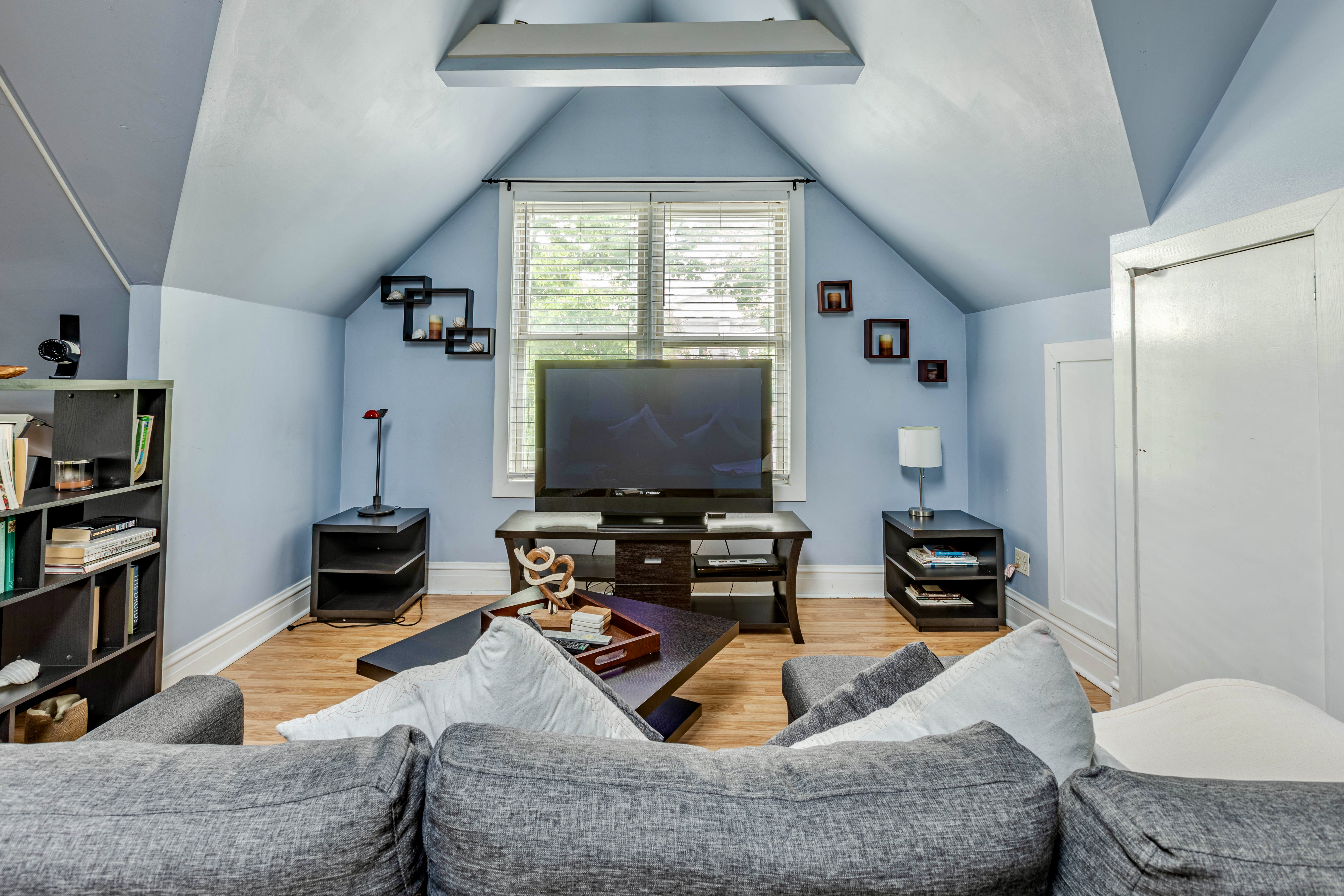 1 Bedroom Victorian Beauty at Logan Square! in Logan Square, Chicago