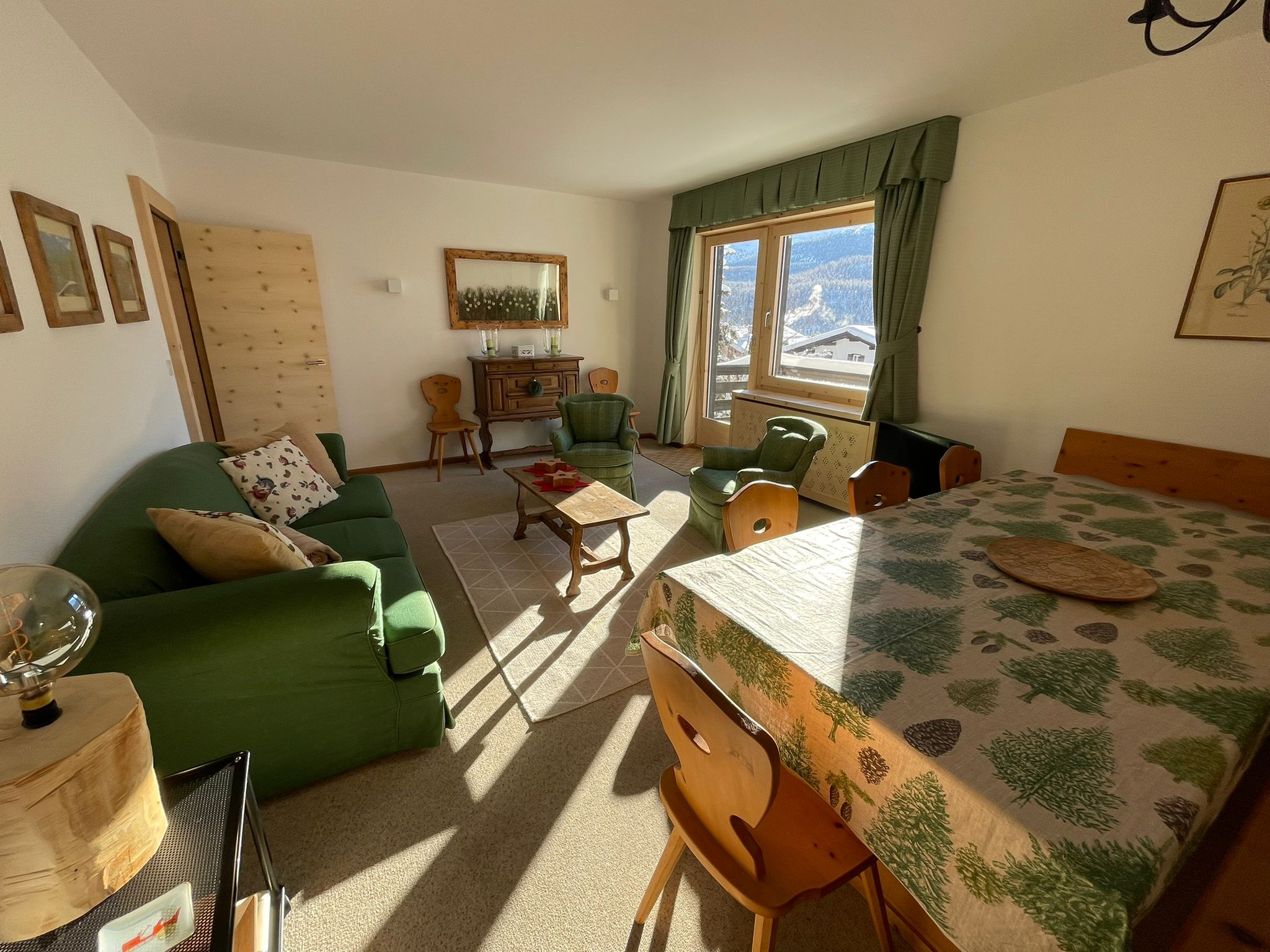 Renewed amazing 4 bed apartment - view on slopes