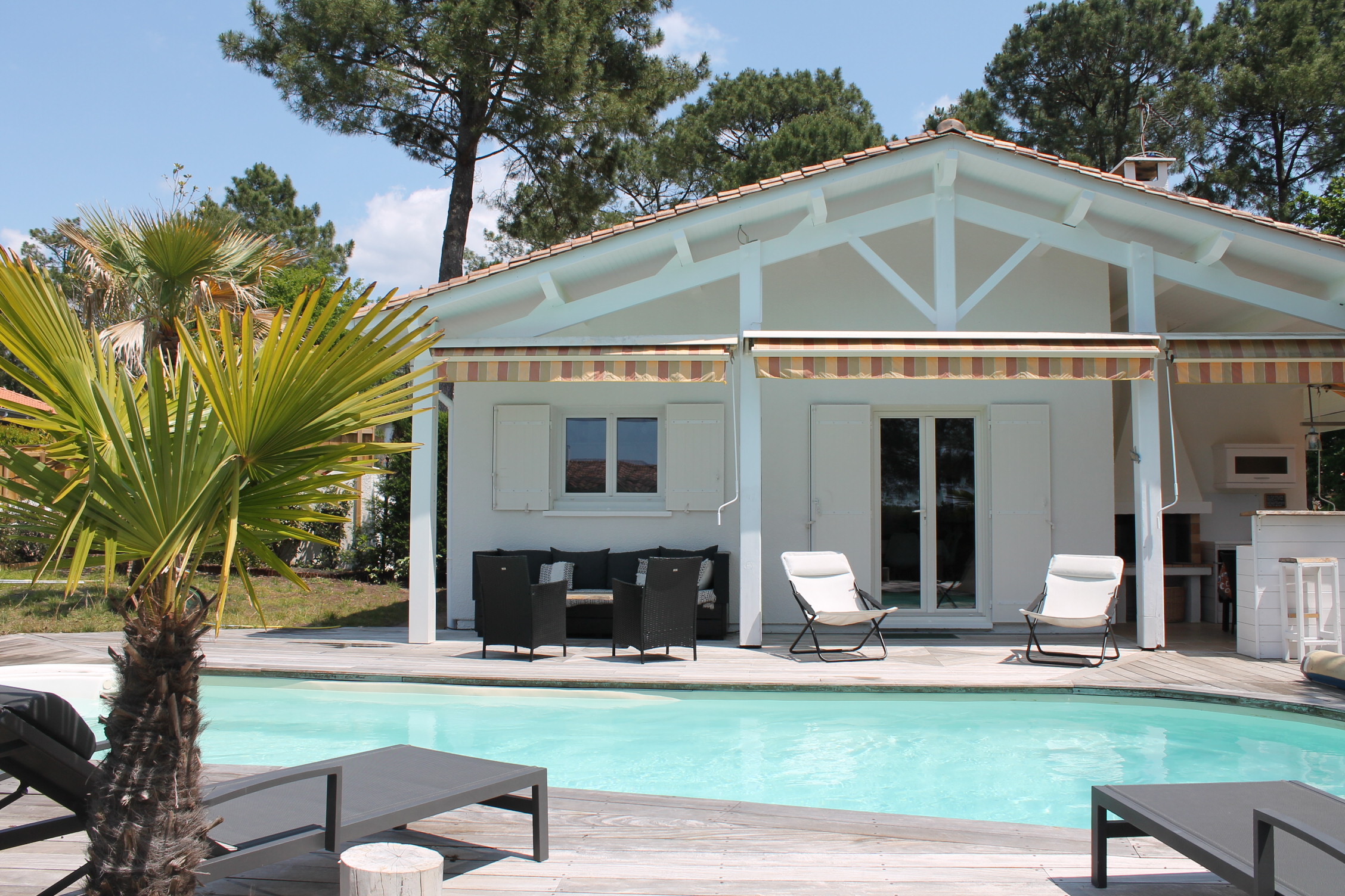 Villa-Meublé tourism 4-star heated pool
