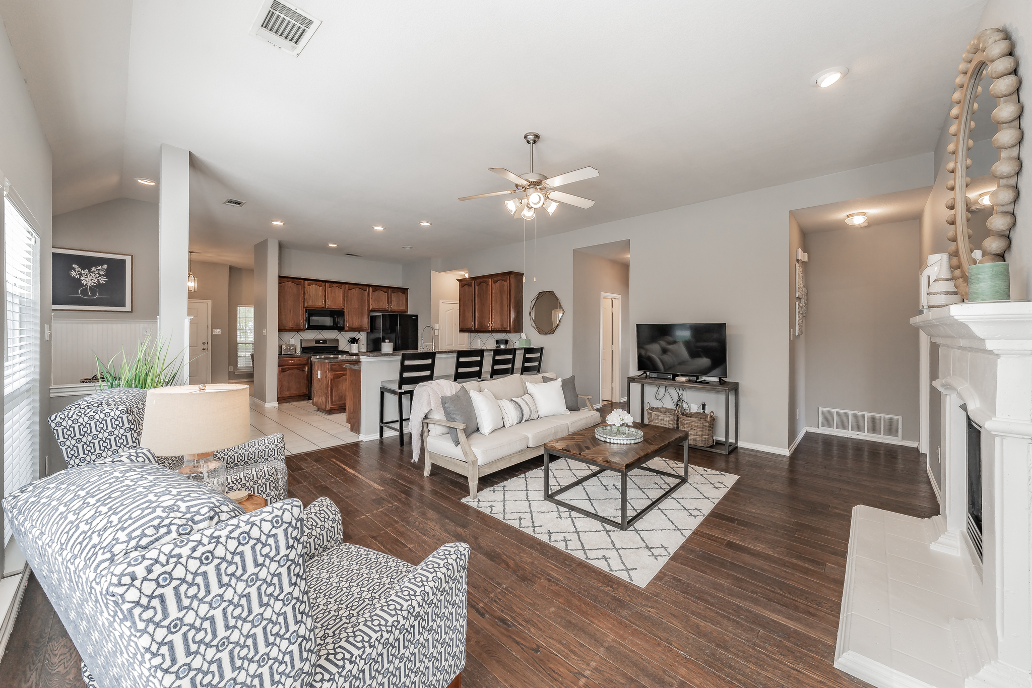 The Best in Texas: 3Bed/2Bath w/Spacious Ensuite in District 4, Fort Worth