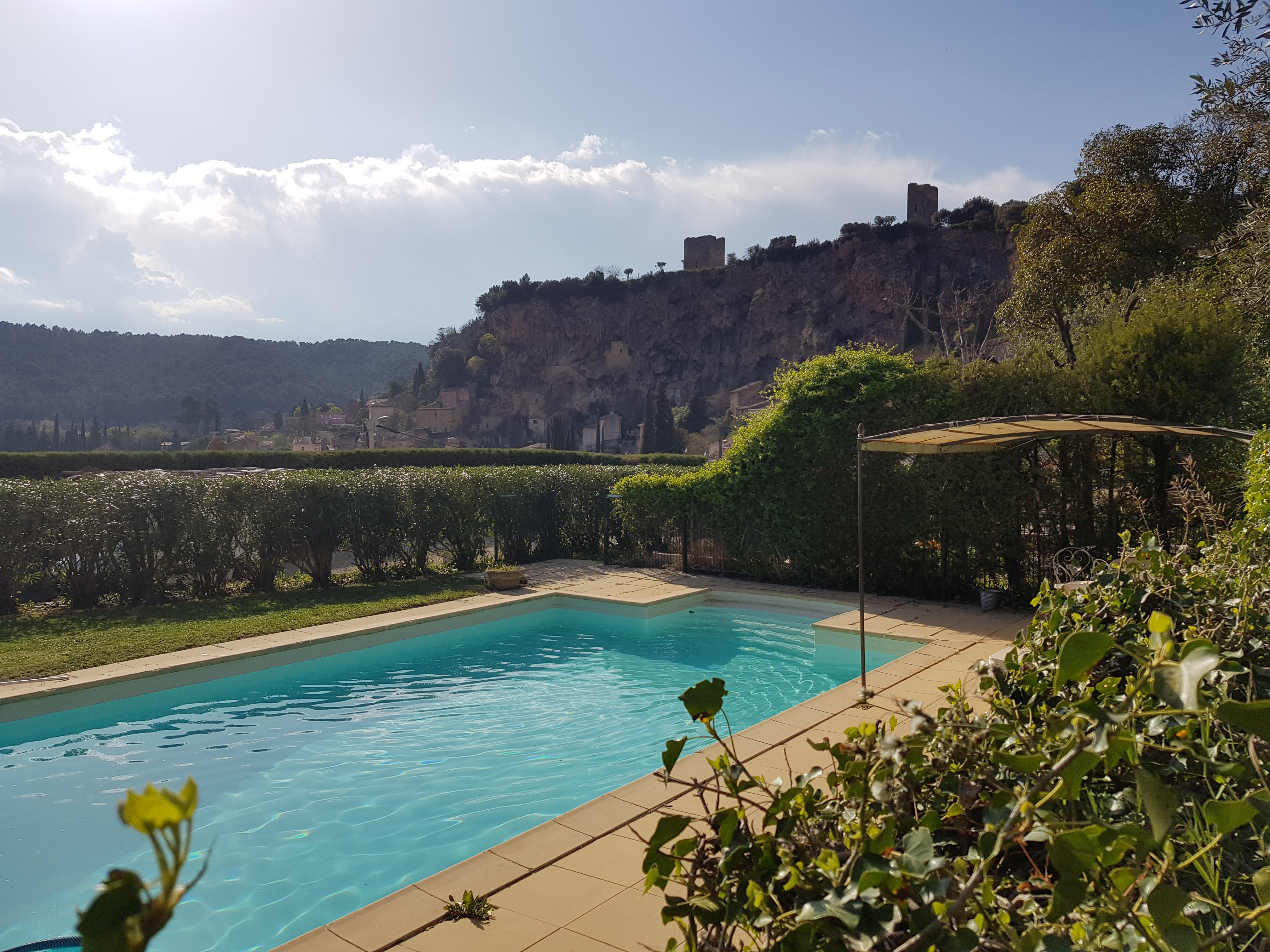 La Cave Voûtée, stunning views of Cotignac
