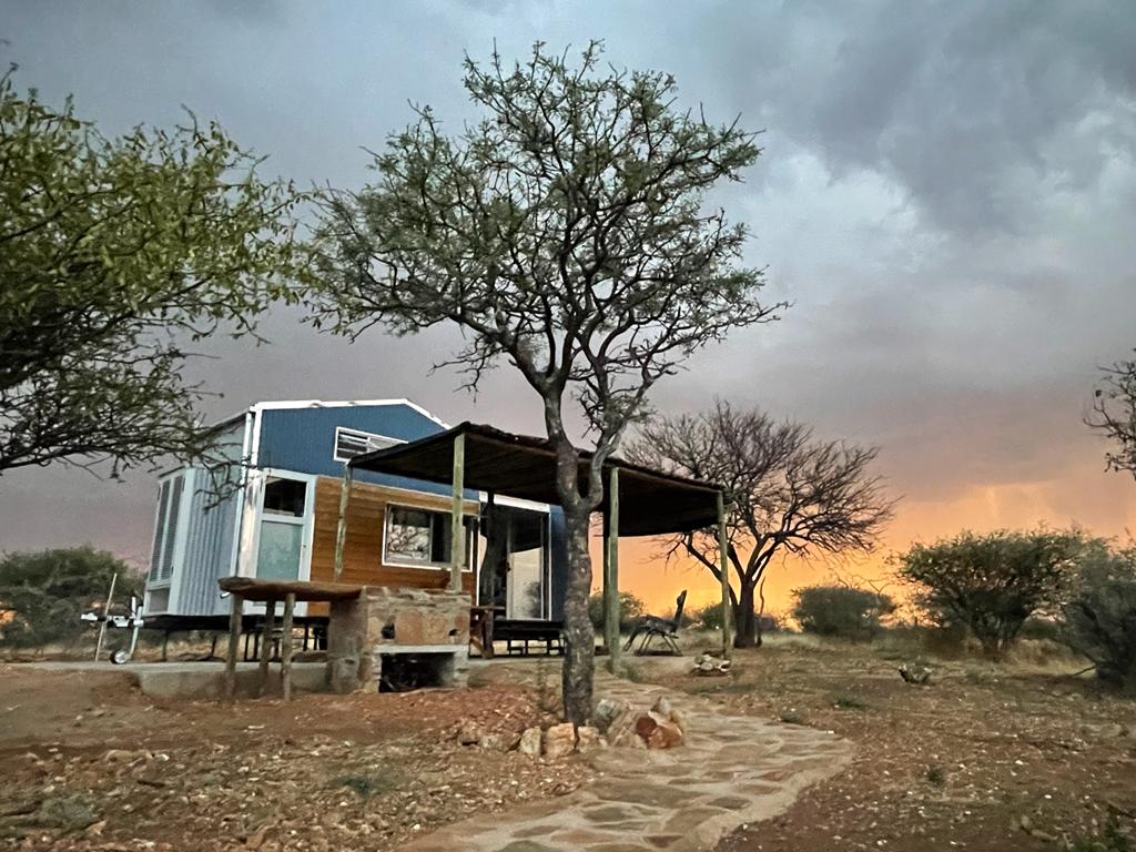 BellaTiny House & Gypsy Wagon - with great views