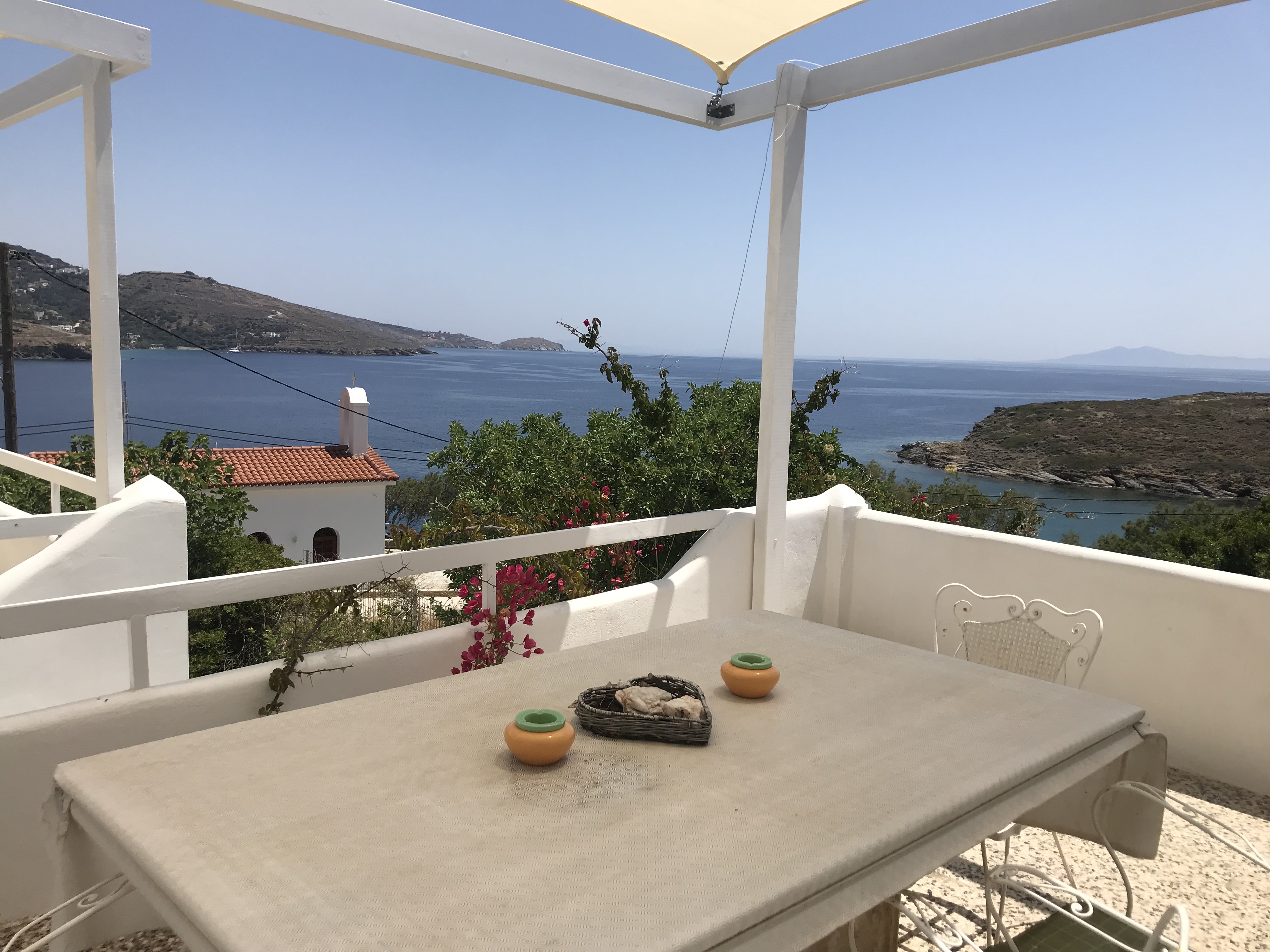 Renovated (‘24) 80sq.m. sea view,200m. from beach!