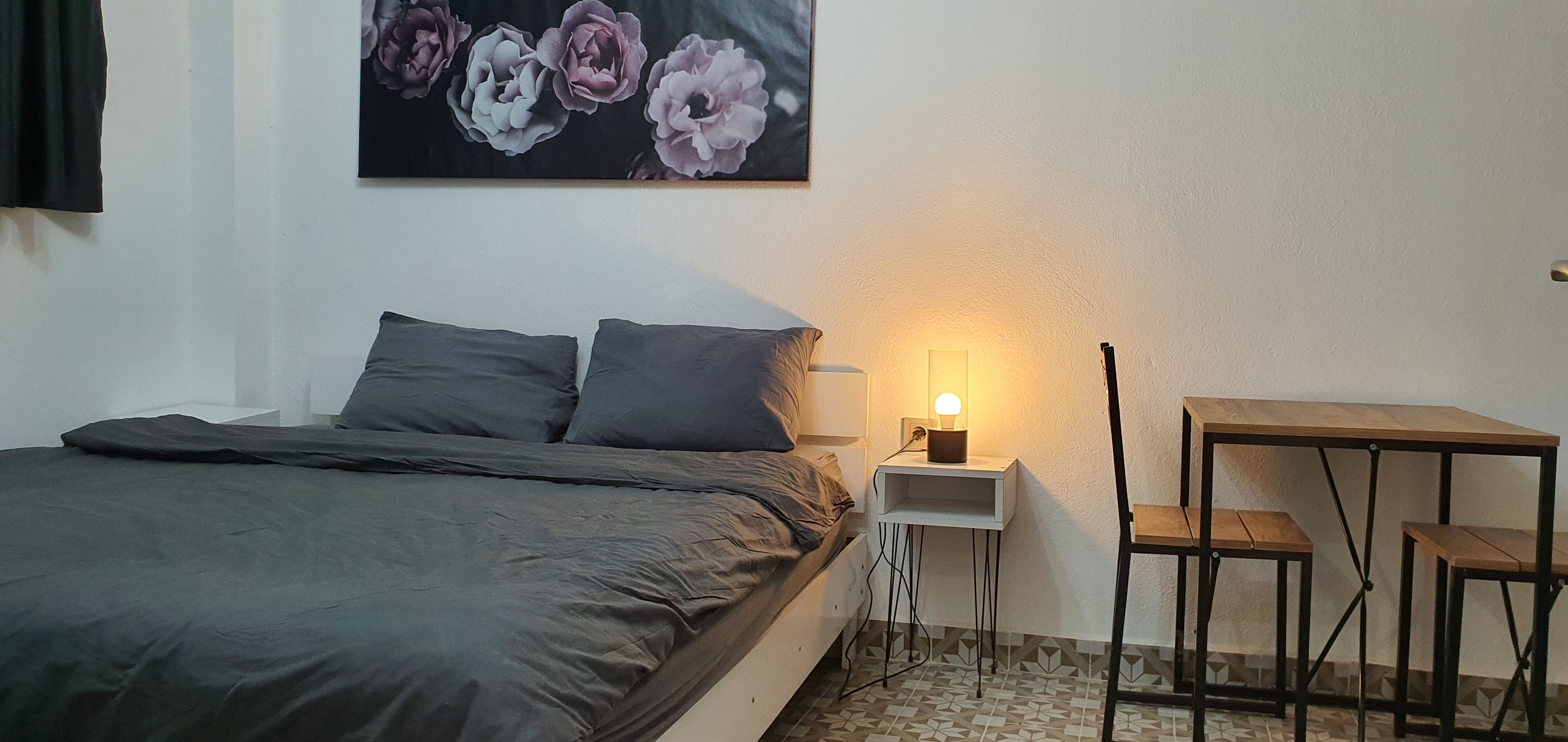 5. Private Studio / Shared Bathroom In Taksim