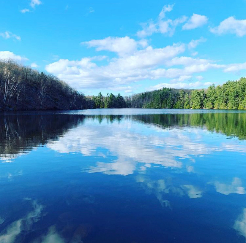 Secluded Lakefront Getaway Little Bob Lake! Cottages for Rent in