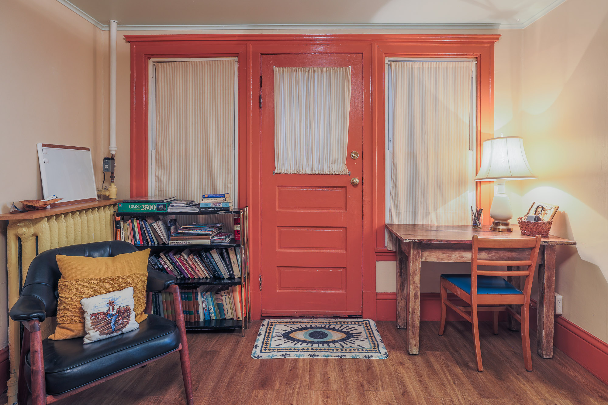 Cozy 1 Bdrm Basement Apartment in Heart of Ballard