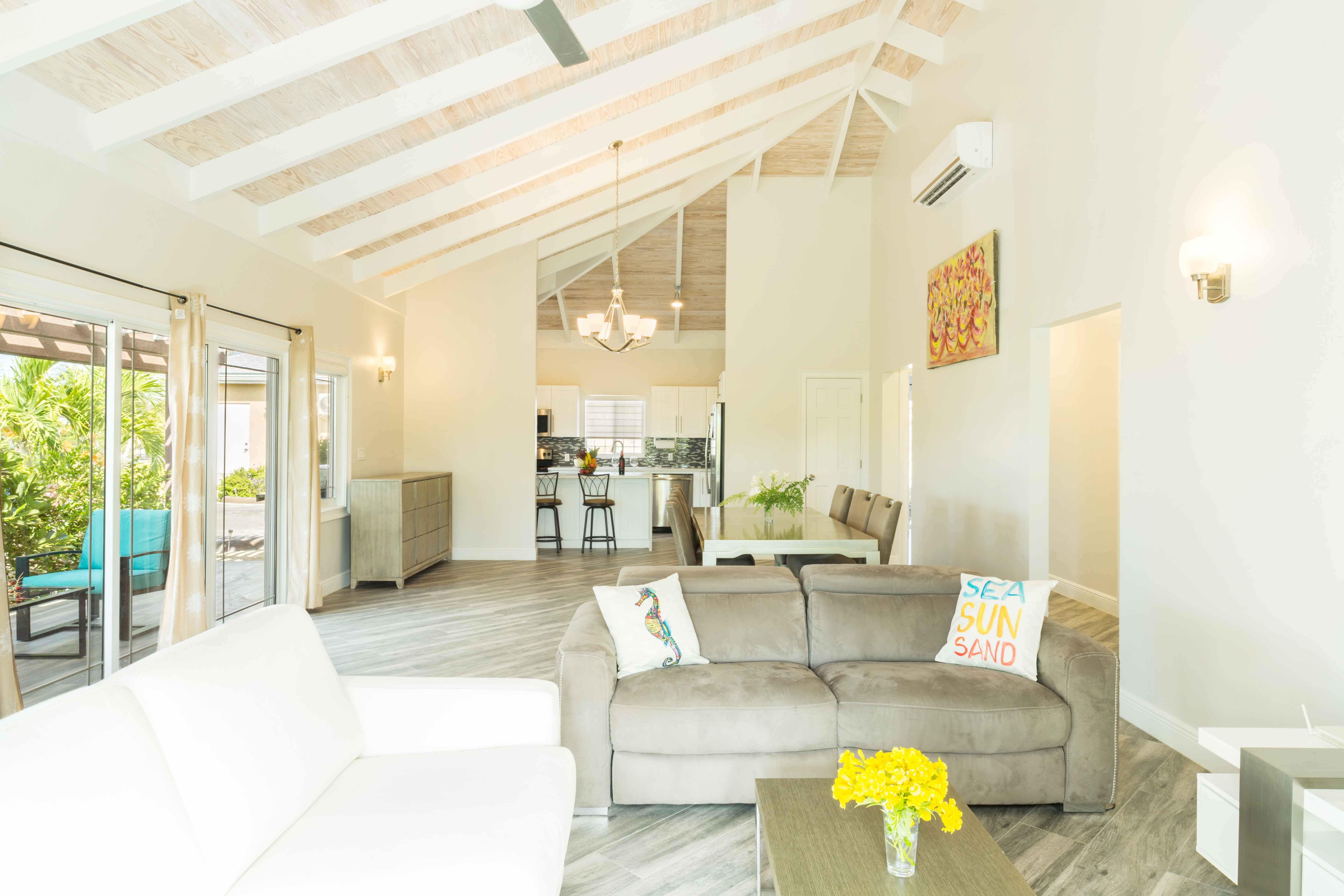 SunSeaSand 2Bdrm Seaside Cottage - Long Bay Hills