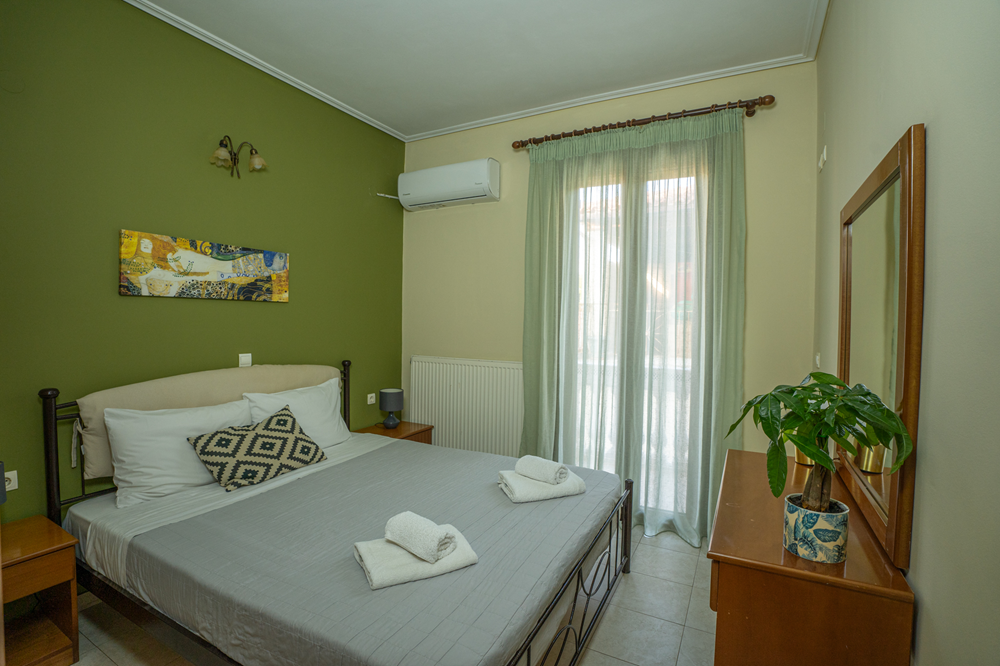 Katifori's quiet flat near Zakynthos market center