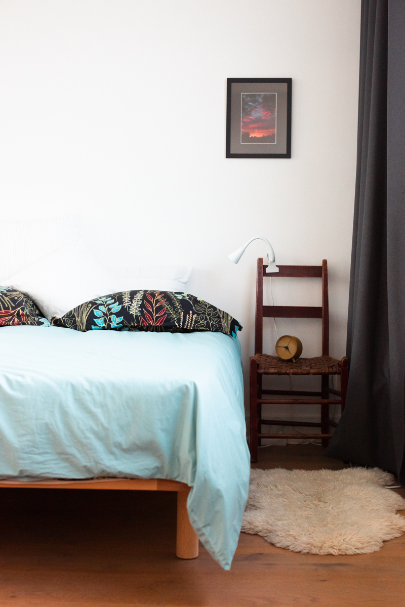 Private room w Organic Bed & shared kitchenette — Amsterdam stay