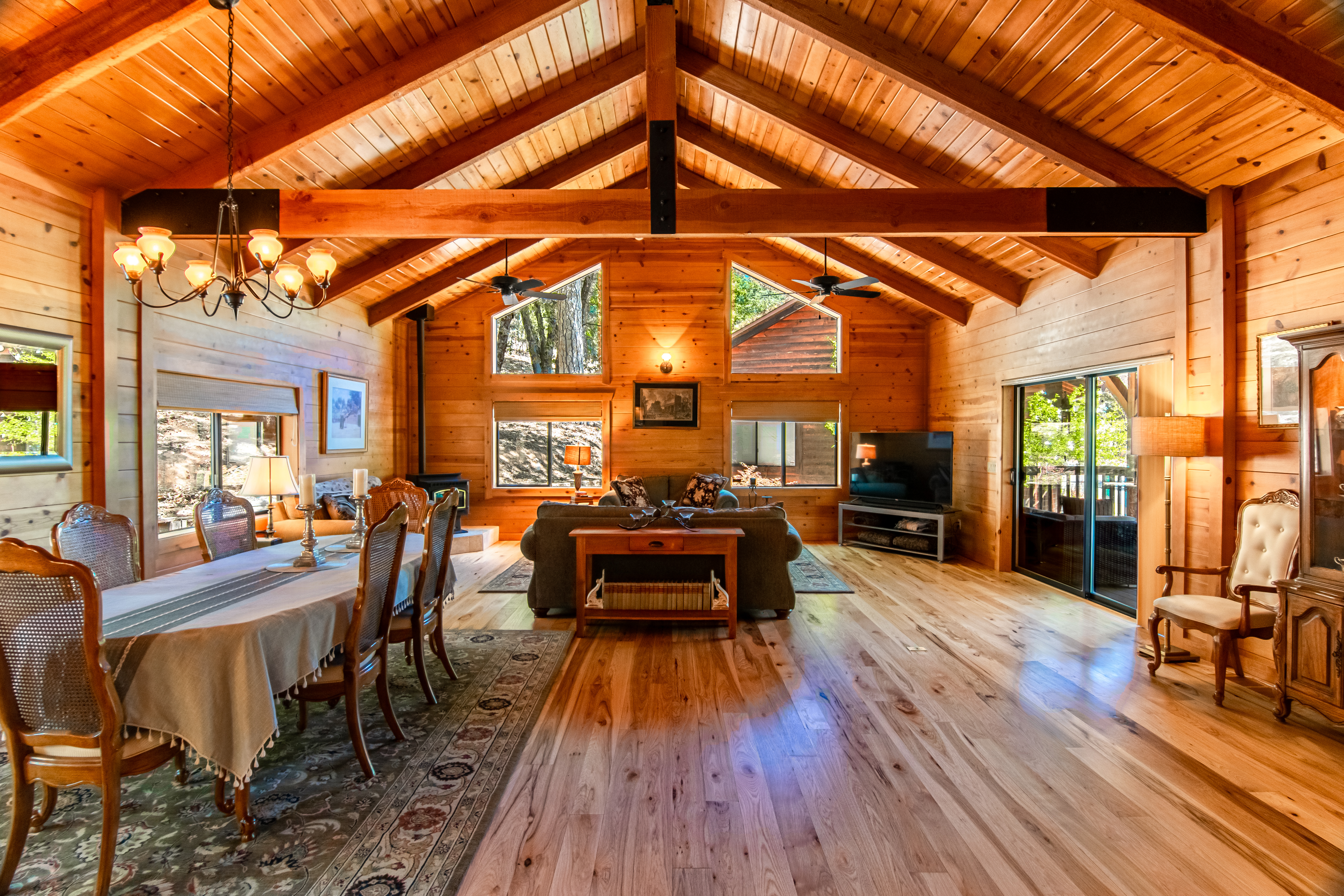 Secluded Vineyard Home in the Sierra Foothills