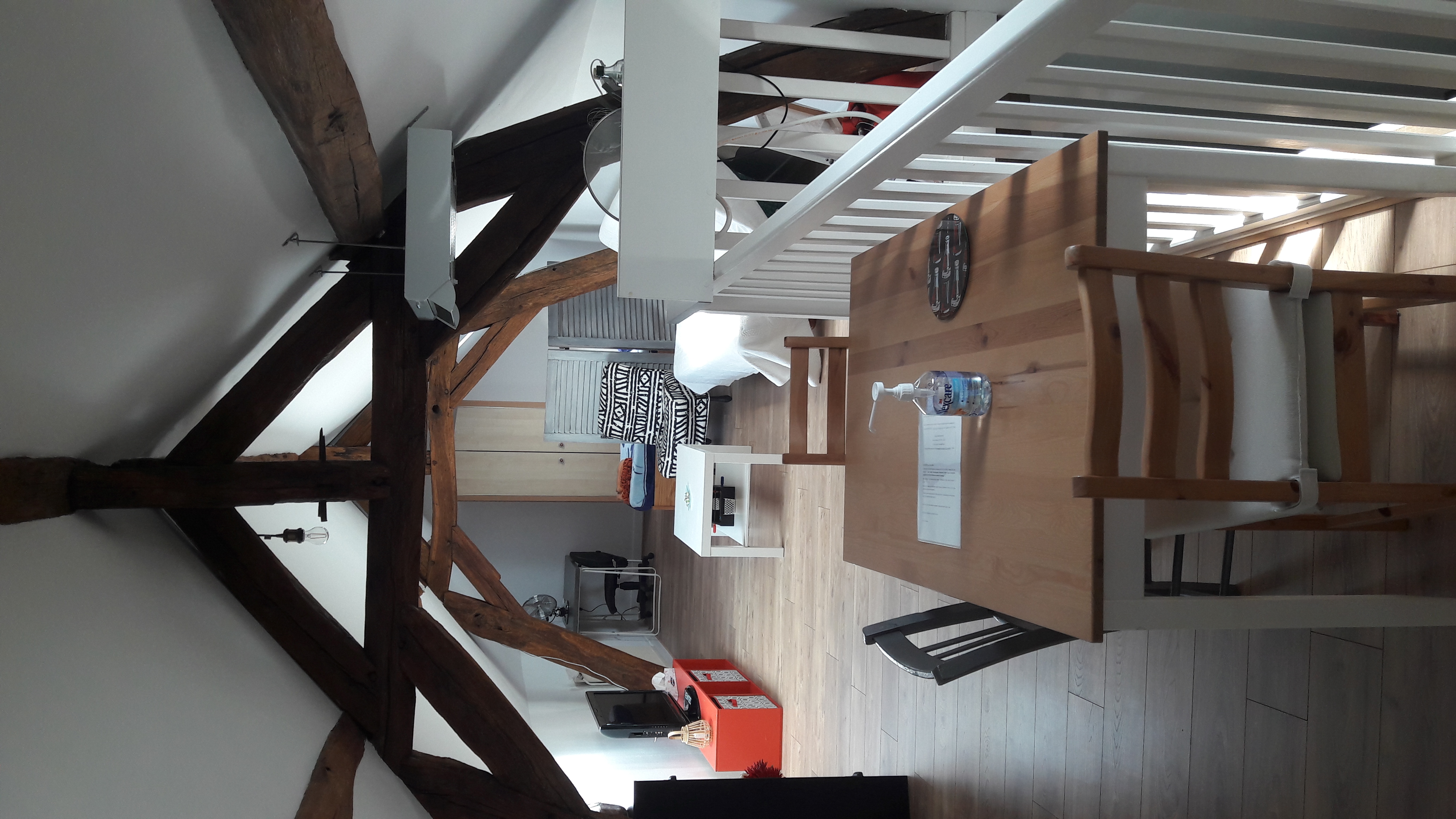 Grand studio de charme 40m² + parking ext. gratuit