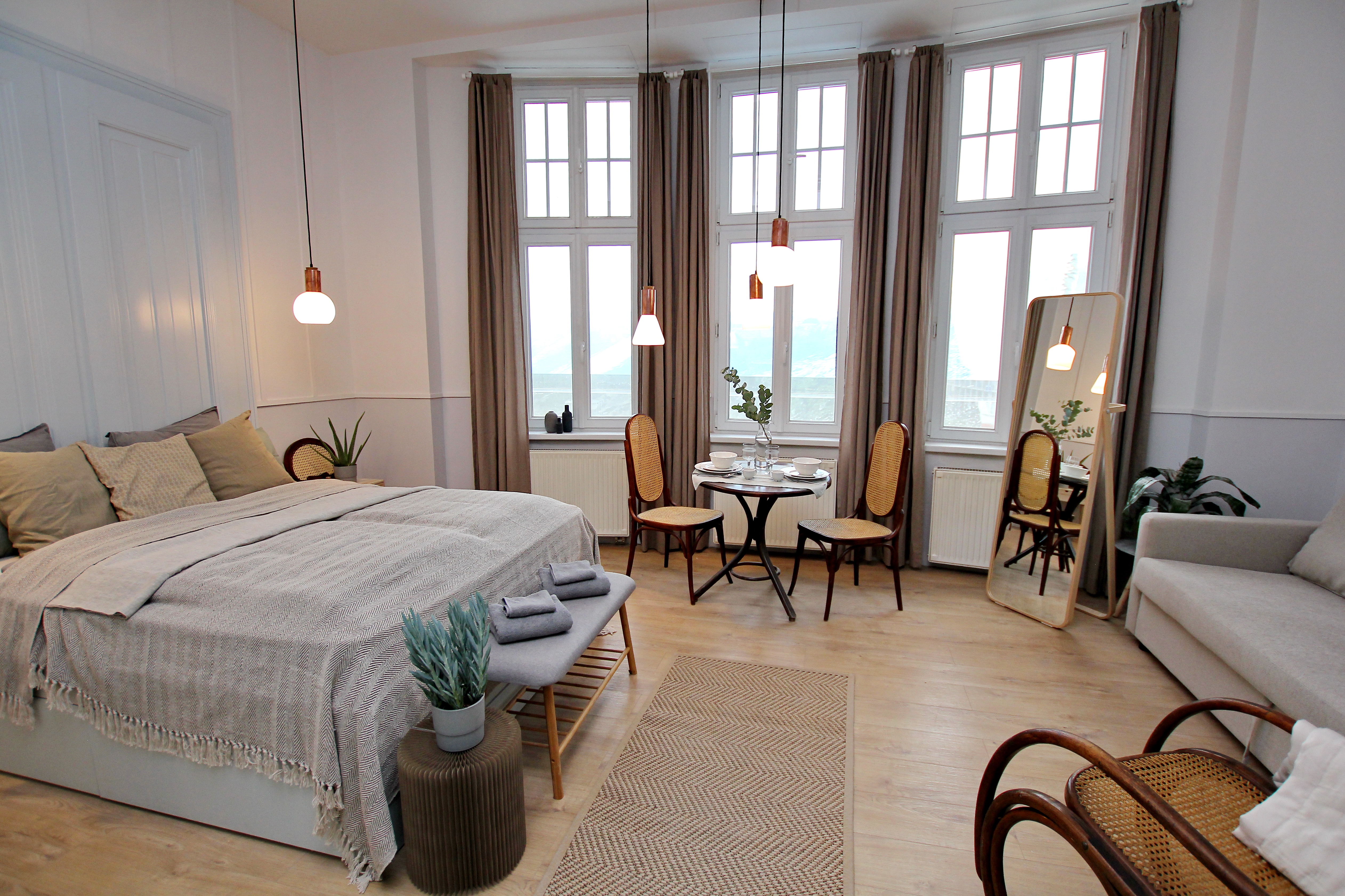 Presidential Apartment | Breakfast included | AC