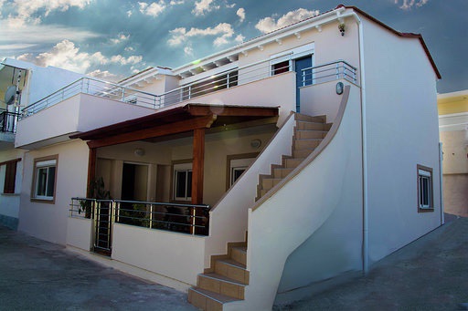 Quite cozy house!