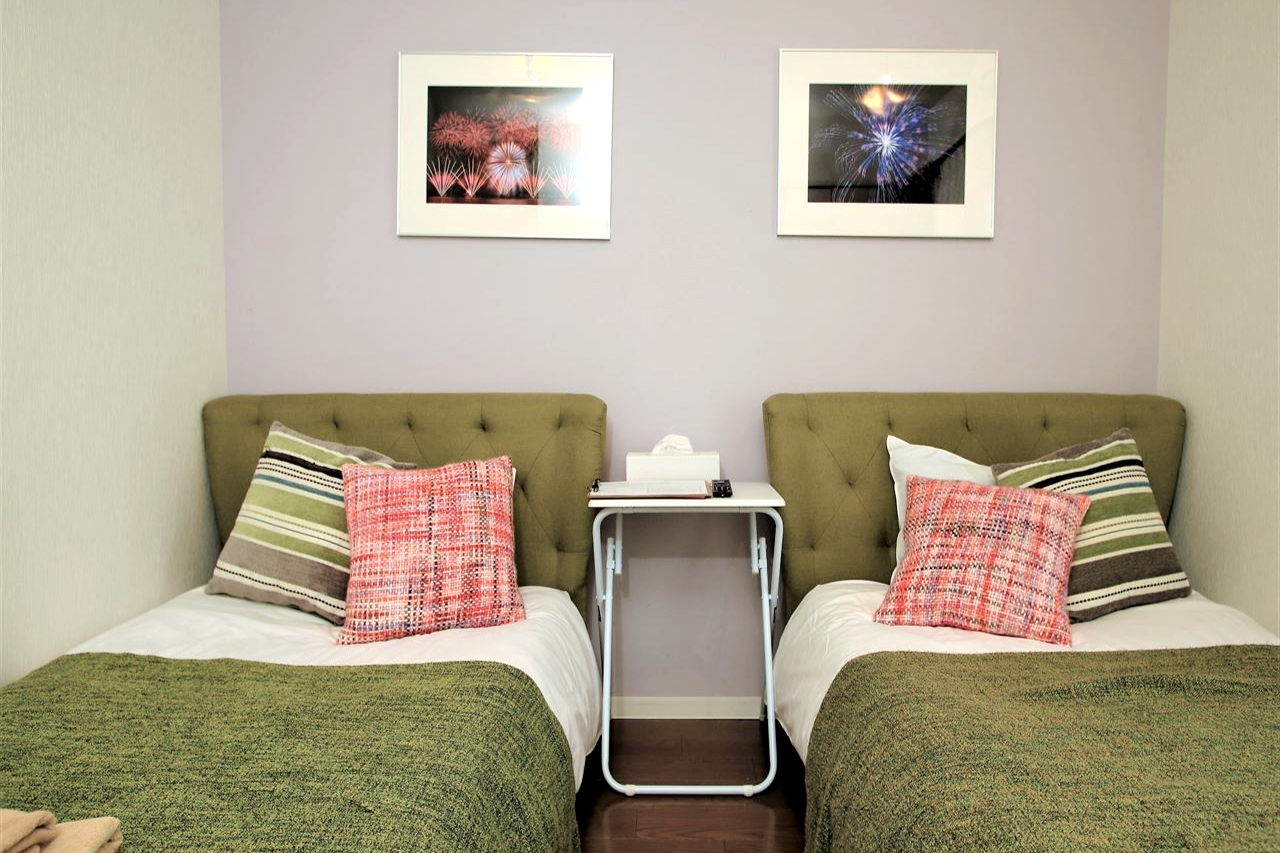 Haneda Airport(HND) 6 min by train, twin room!#201