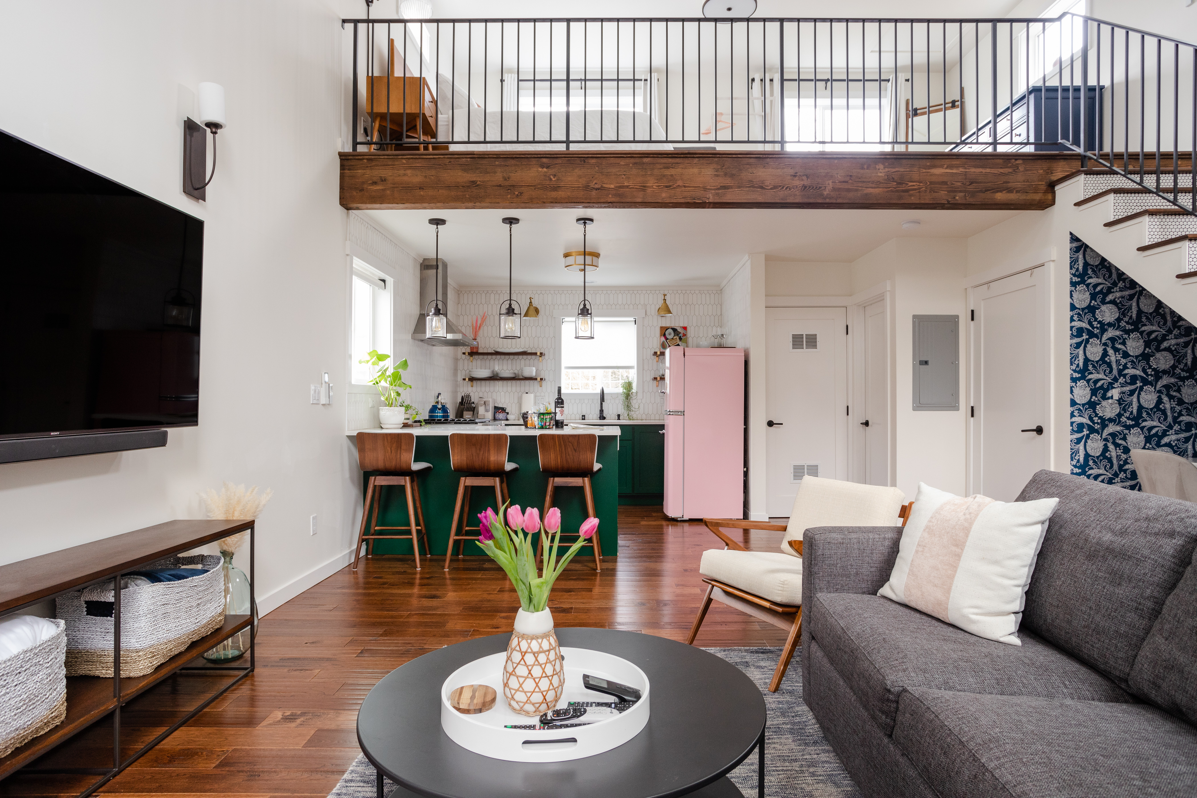 Stylish & Cozy Private Cottage in Greenwood