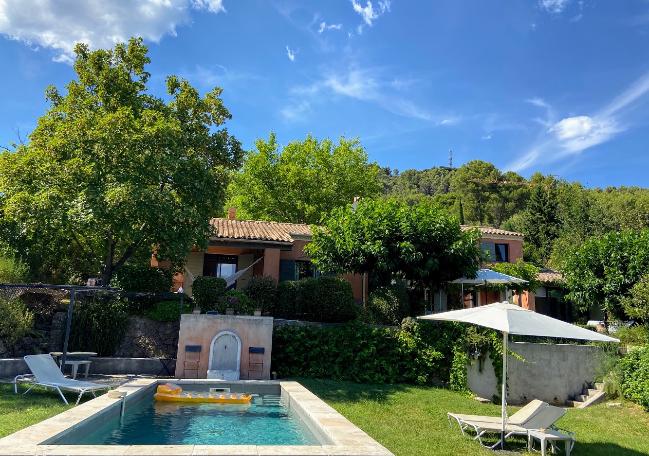 Luxury A/C villa with swimming pool