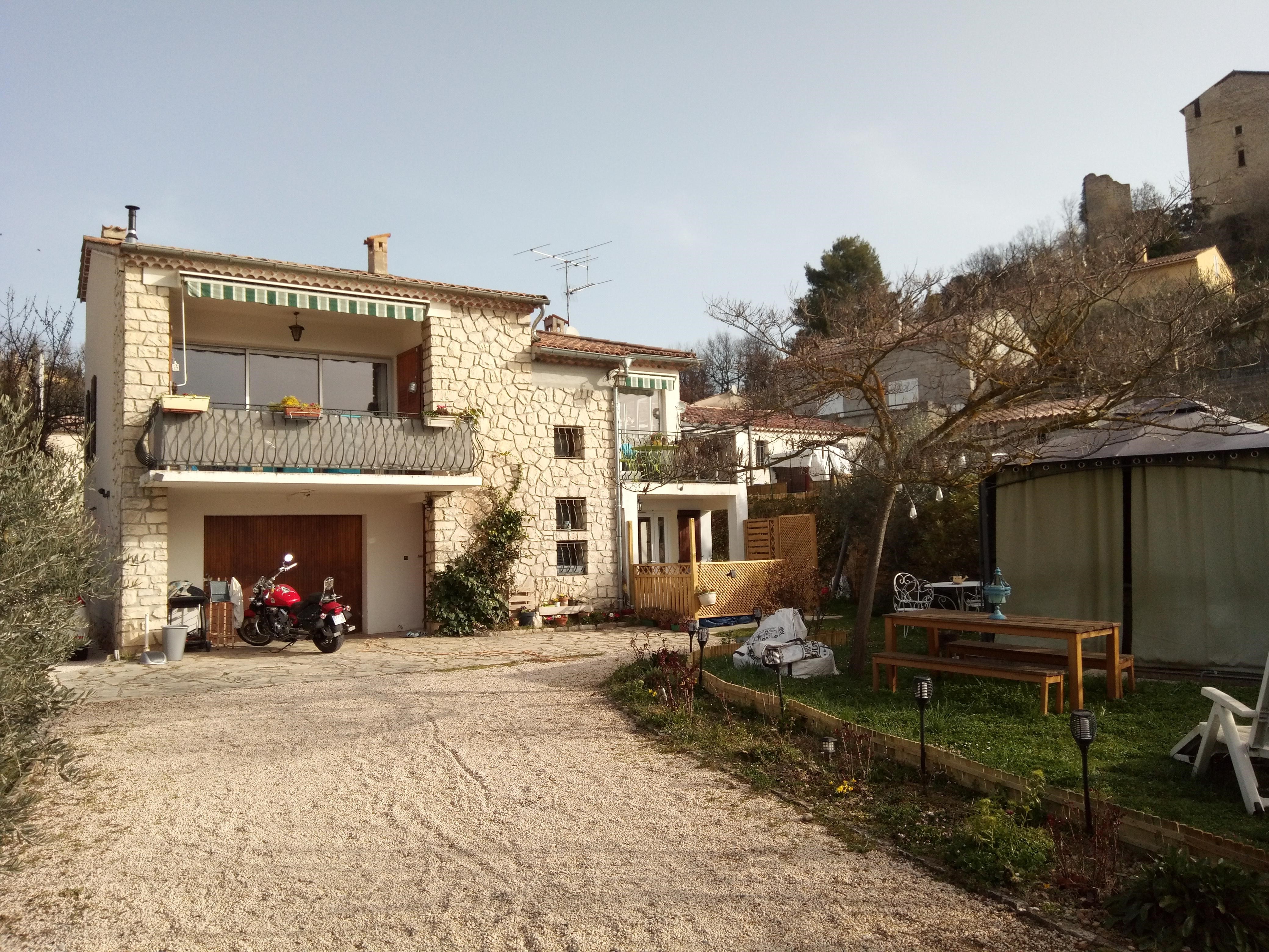 Beautiful apartment T2 at the foot of Château Gréoux