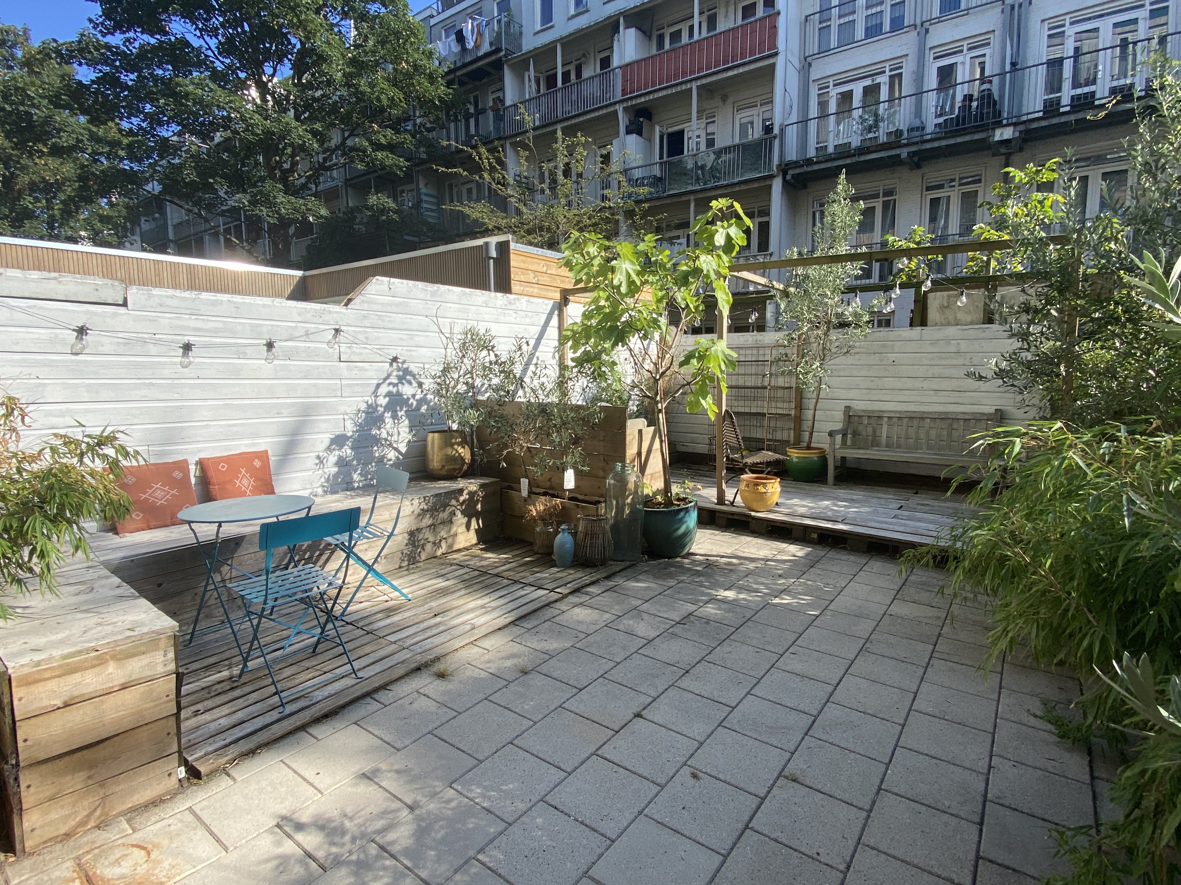 Heerlijk appartement met zonnige tuin — Amsterdam stay