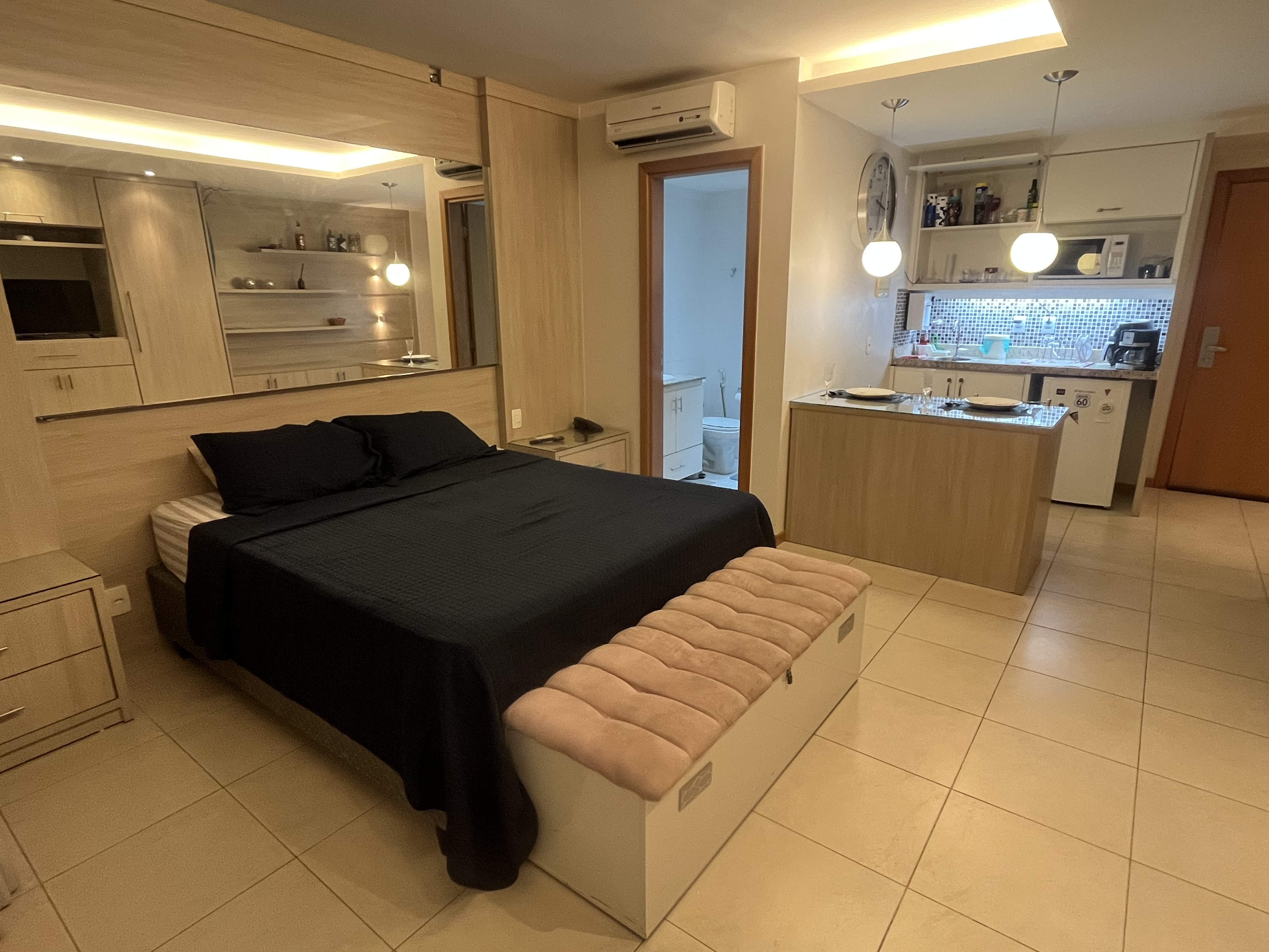 Flat ,with a garage ,in central Brasilia.