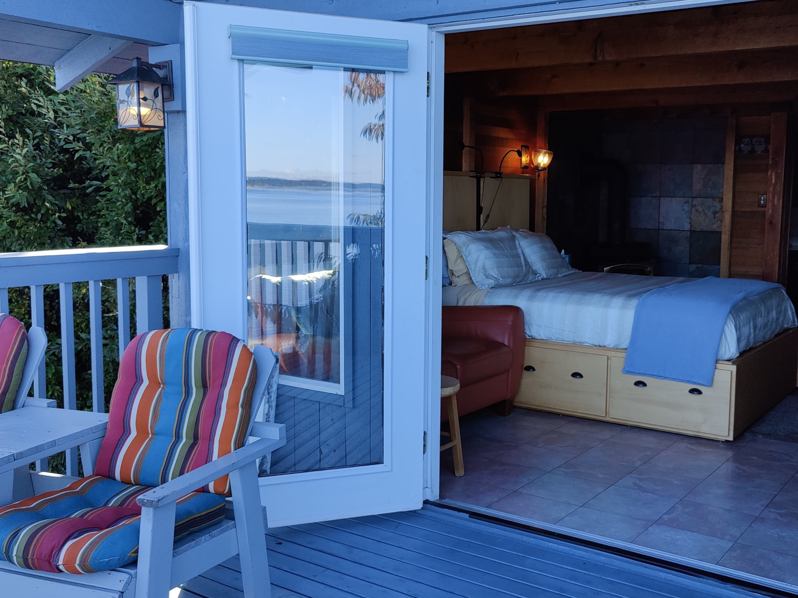 Star Gazing Over the Salish Sea Houses for Rent in Olympia