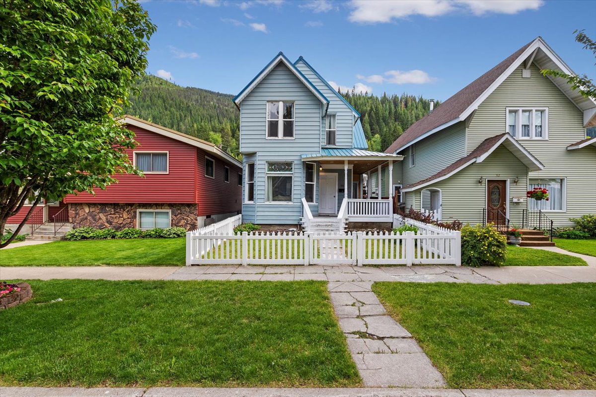 Casa De Reyes Historic Wallace, Idaho Hidden Gem Houses for Rent in