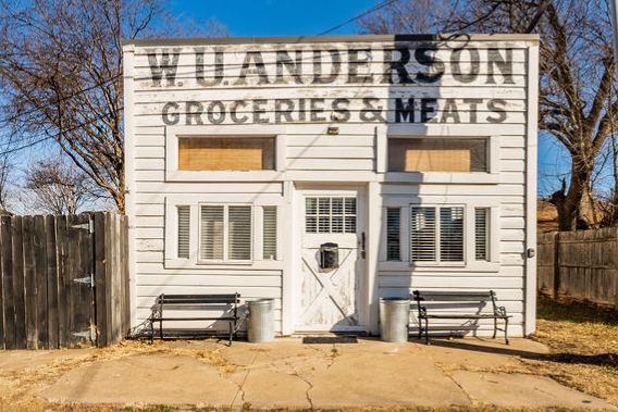 1910 Grocery Store The Coolest place 2 stay in FTW in Fort Worth